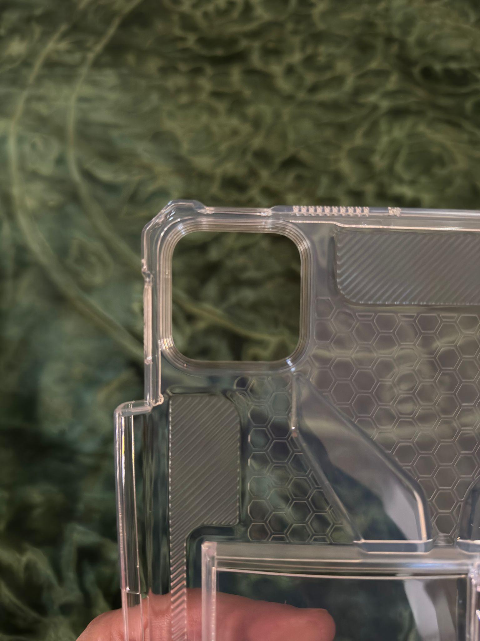 Husa de protectie telefonultau® pentru Xiaomi Pad 8/ Xiaomi Pad 8 Pro, 11.2", silicon transparent antishock cu colturi intarite, suport integrat pentru tableta si stylus, ideala pentru filme, jocuri