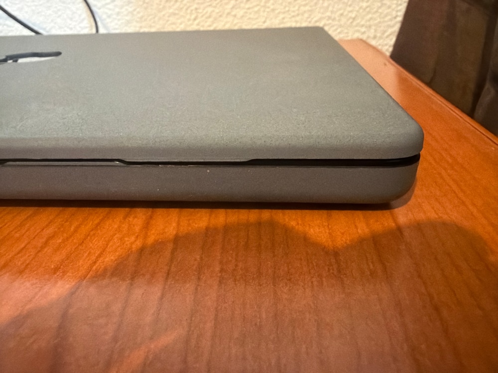 Carcasa Hard Shell pentru MacBook Air 13 (2022/2023/2024/2025) Seria M (M2 M3 M4) modele A2681 A3113 A3240 husa protectie cu efect de nisip fin design ultra subtire, Negru