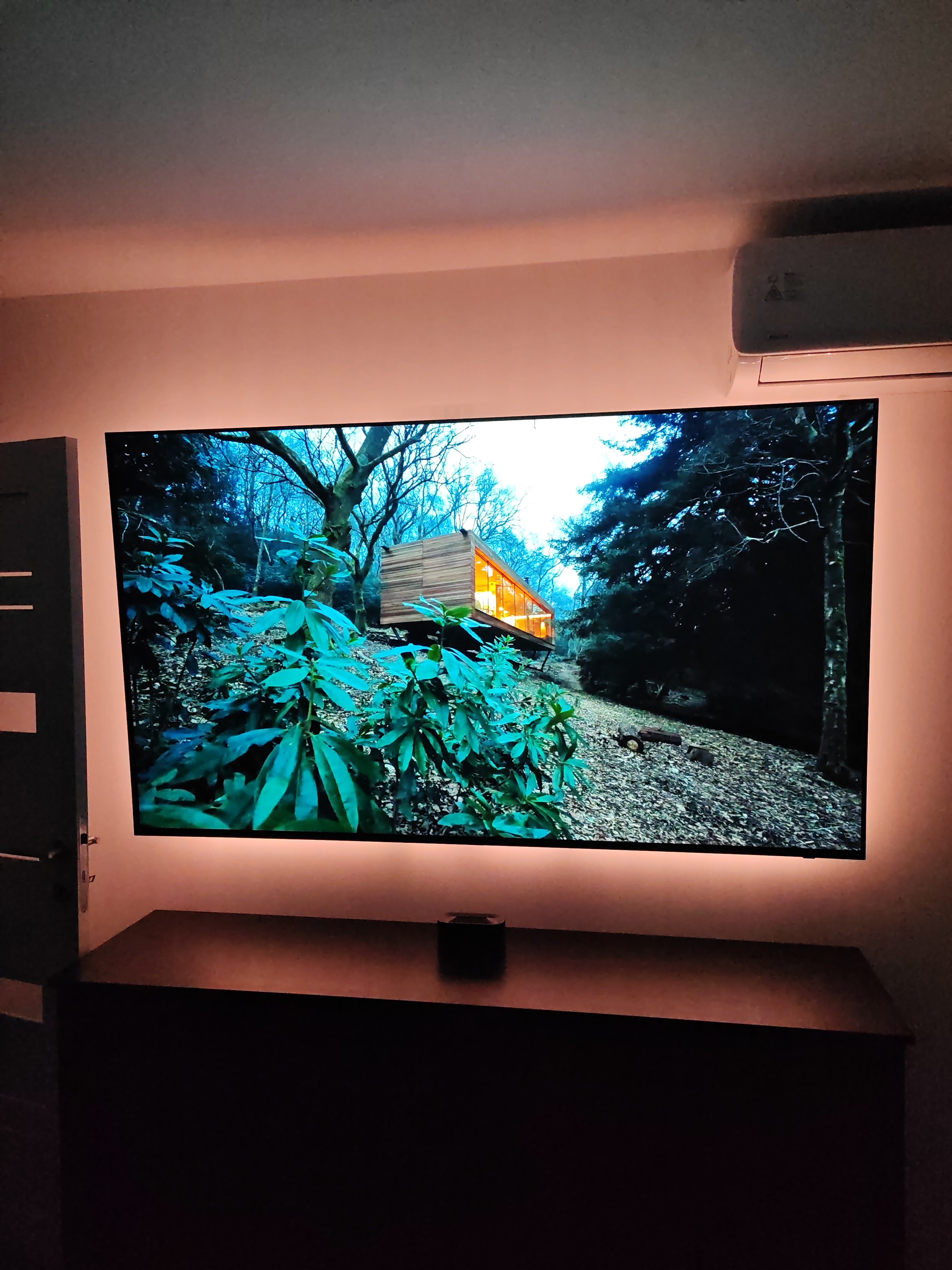 Televizor SAMSUNG OLED 83S95F, 209 cm, Smart, 4K Ultra HD, 100 Hz, Clasa G (Model 2025)