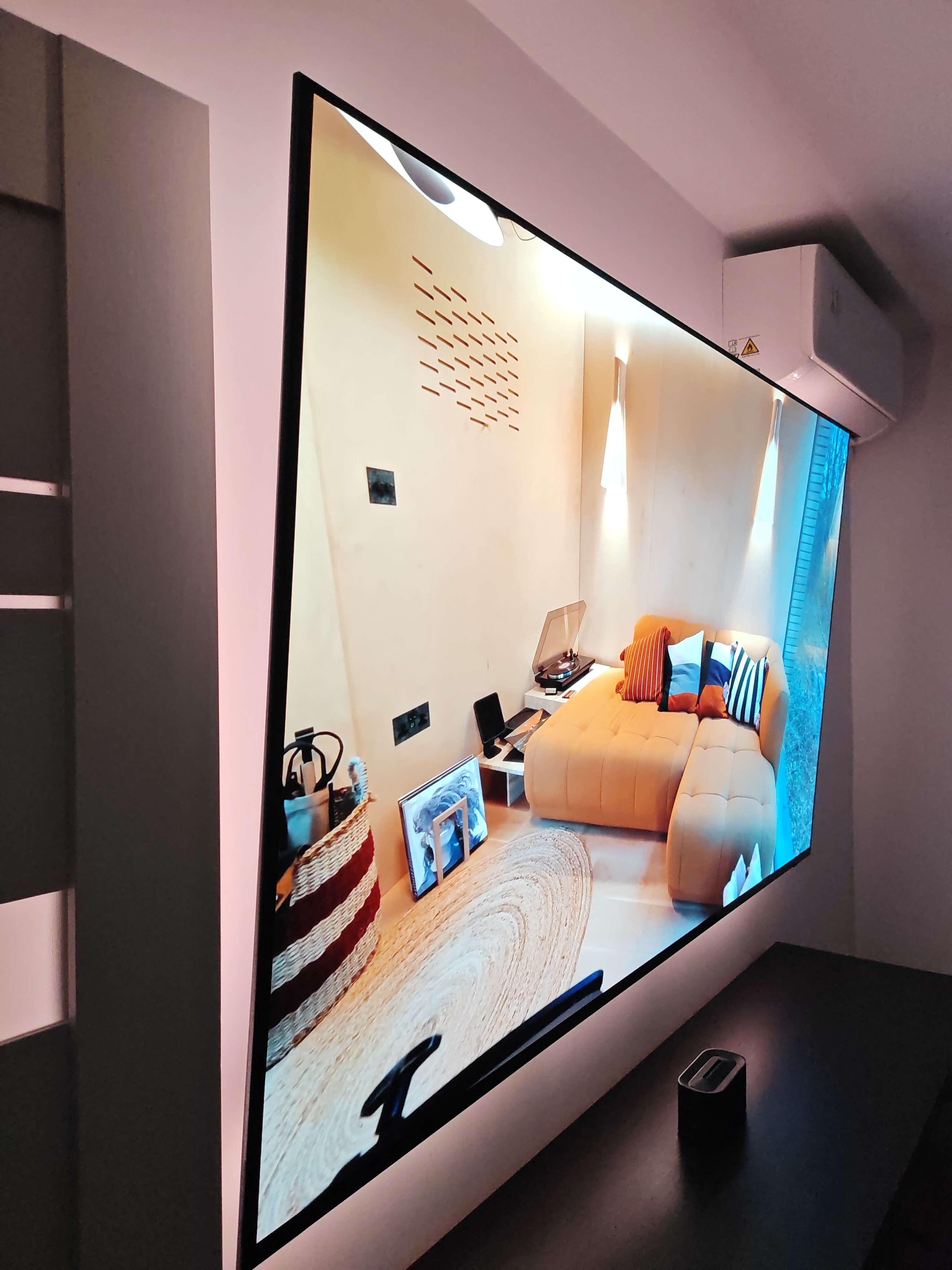 Televizor SAMSUNG OLED 83S95F, 209 cm, Smart, 4K Ultra HD, 100 Hz, Clasa G (Model 2025)