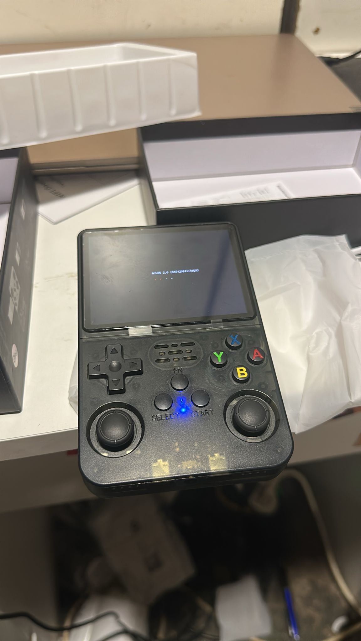 Consola Jocuri Portabila Retro R36S-Open Source, 21 Simulatoare, 15 000 Jocuri Preinstalate, Ecran HD, 3500mAh, Dual Joystick, culoare NEGRU