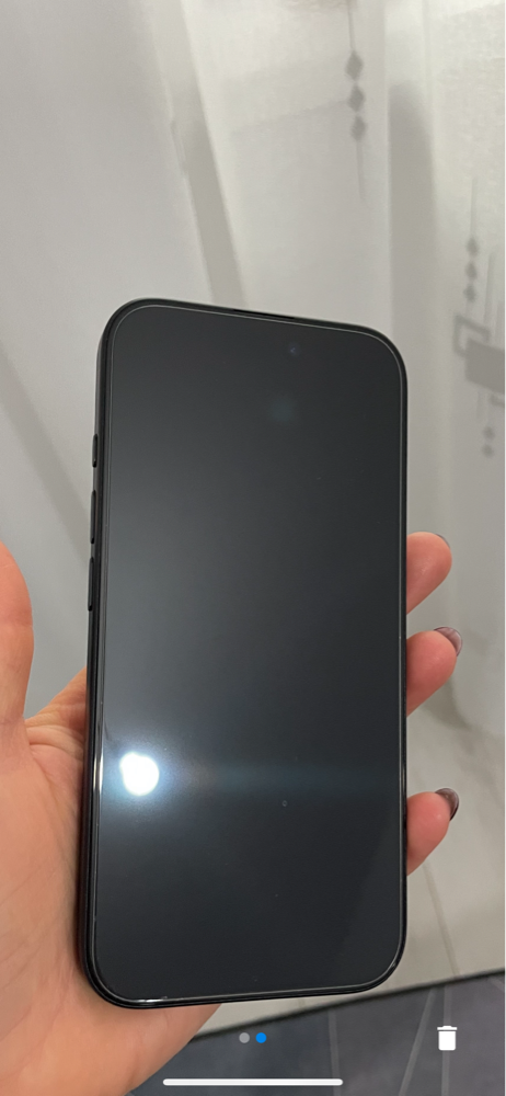 Folie de Protectie pentru iPhone 16, Omelivon, Sticla Securizata, cu Kit de Aplicare Instanta si Functie Automata de Indepartare a Prafului, Duritate 9H, Ultra HD, Anti Amprente