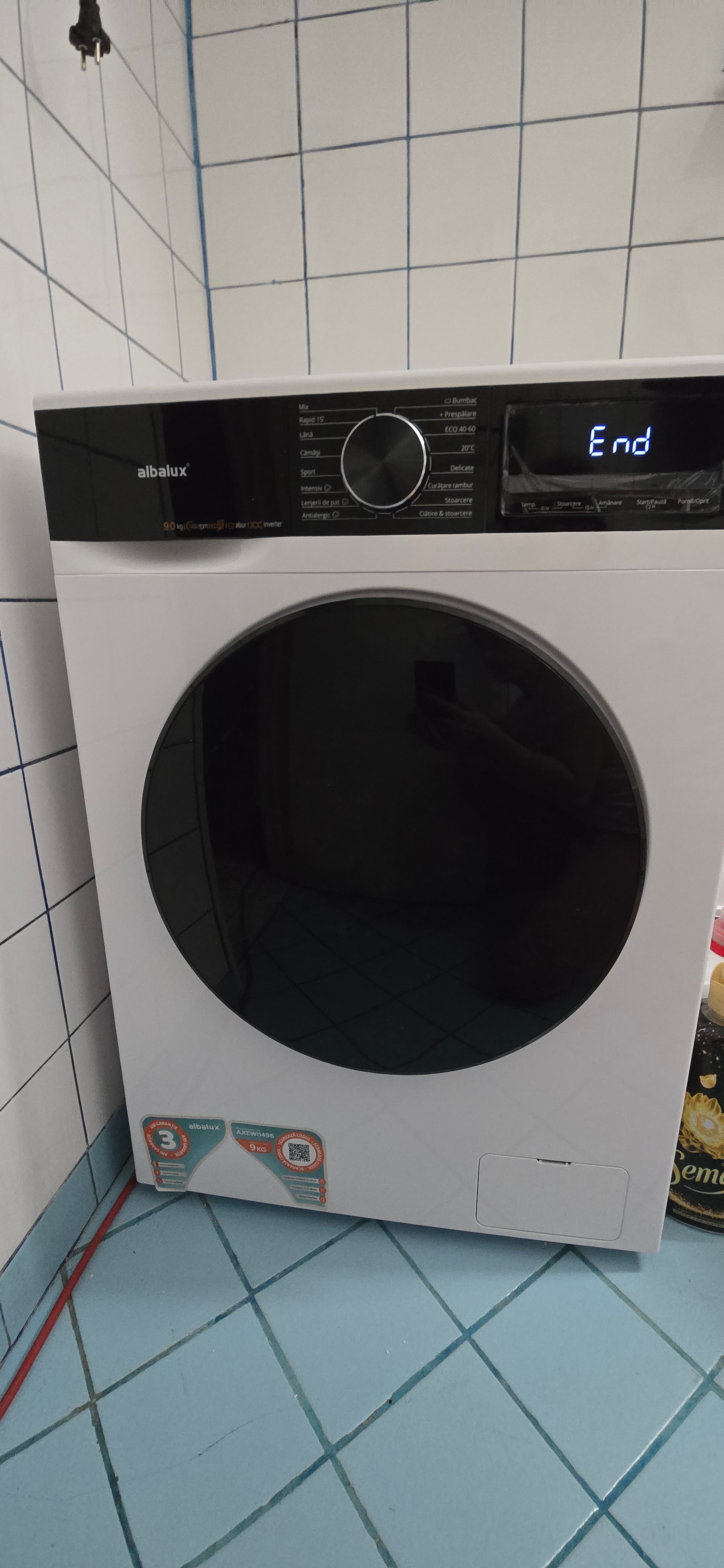 Masina de spalat rufe Albalux AXEWI1496, 9 kg, 16 programe, 1400 rotatii, Clasa energetica A-10%, Motor inverter, Control antispuma, Adaugare rufe in timpul spalarii, Alb