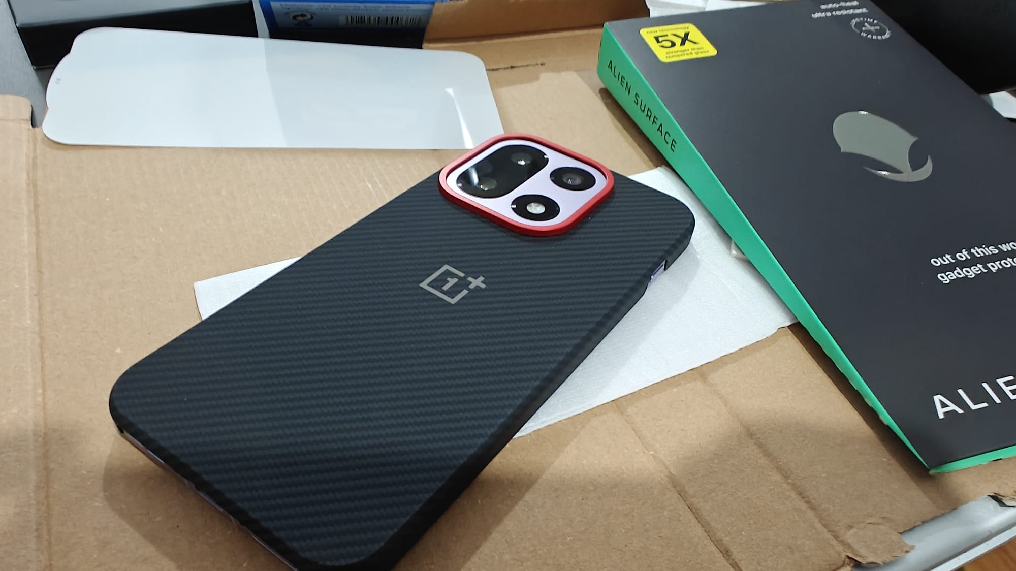 Telefon mobil OnePlus 15, Dual SIM, 16GB RAM, 512GB, 5G, Infinite Black