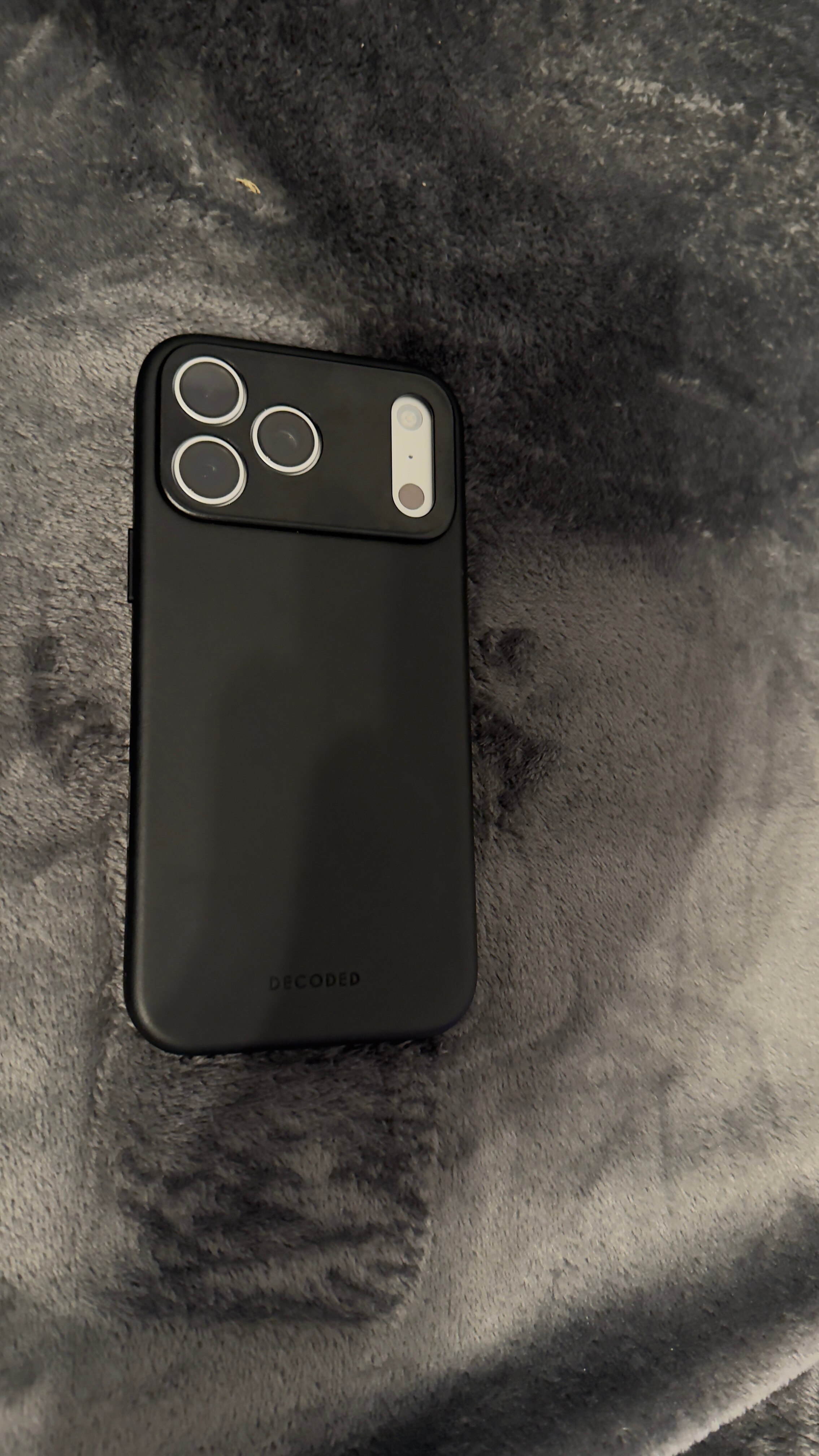 Husa din Piele DECODED pentru iPhone 17 Pro Max - Black