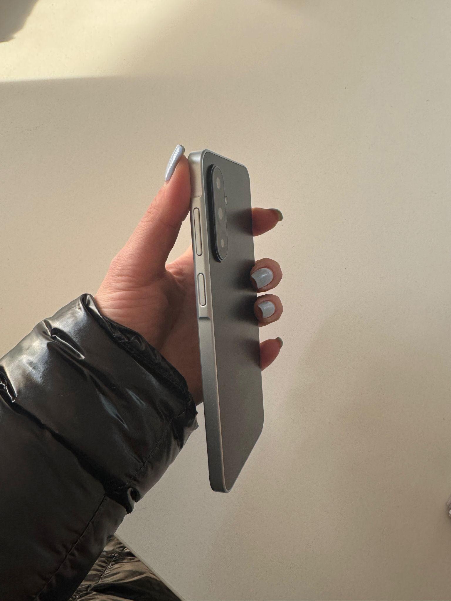 Telefon mobil Samsung Galaxy F17, 128GB, 4GB RAM, 5G, Violet Pop