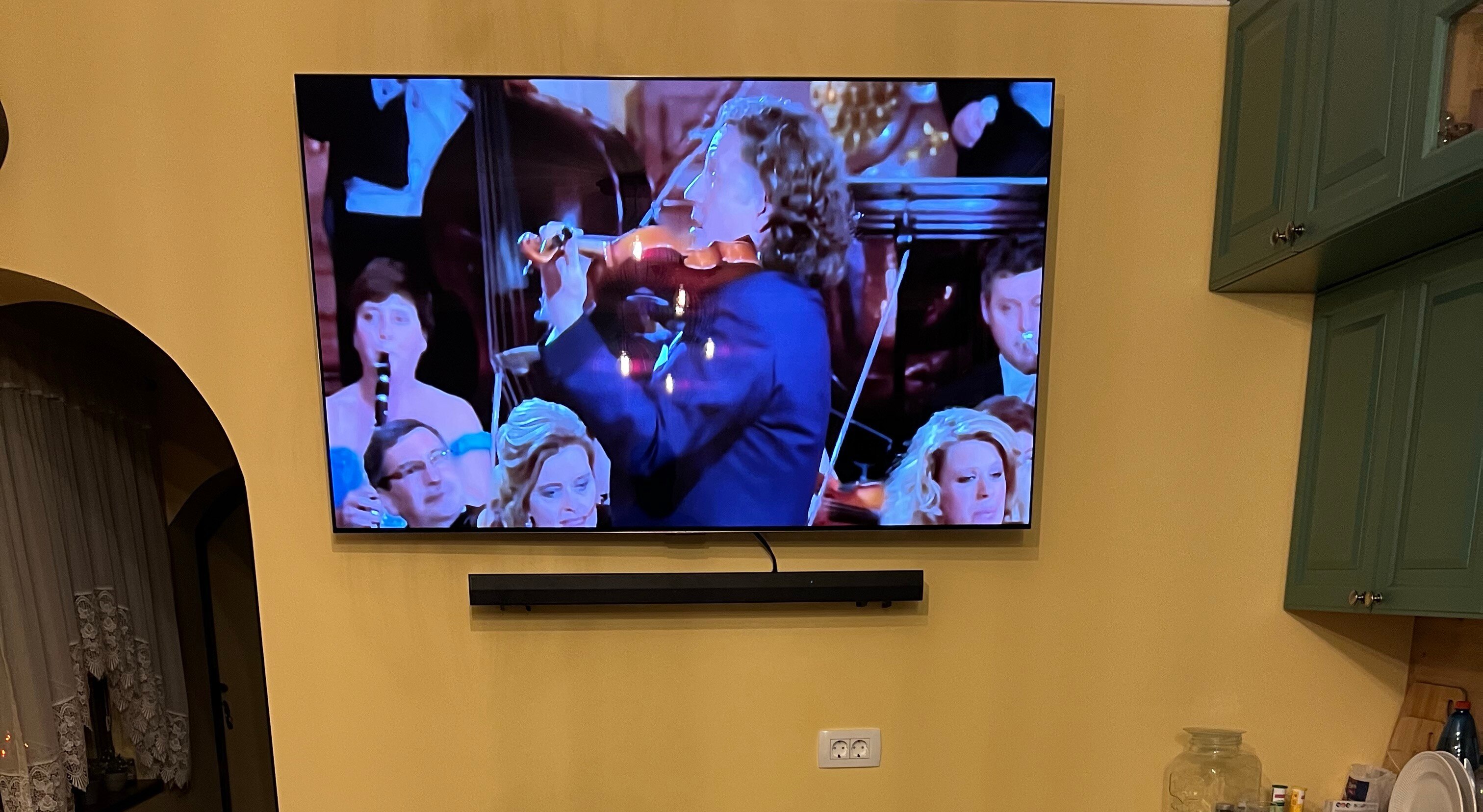 Soundbar LG S70TY, 3.1.1 , 400W, Dolby Atmos, Subwoofer Wireless, HDMI, USB, Negru
