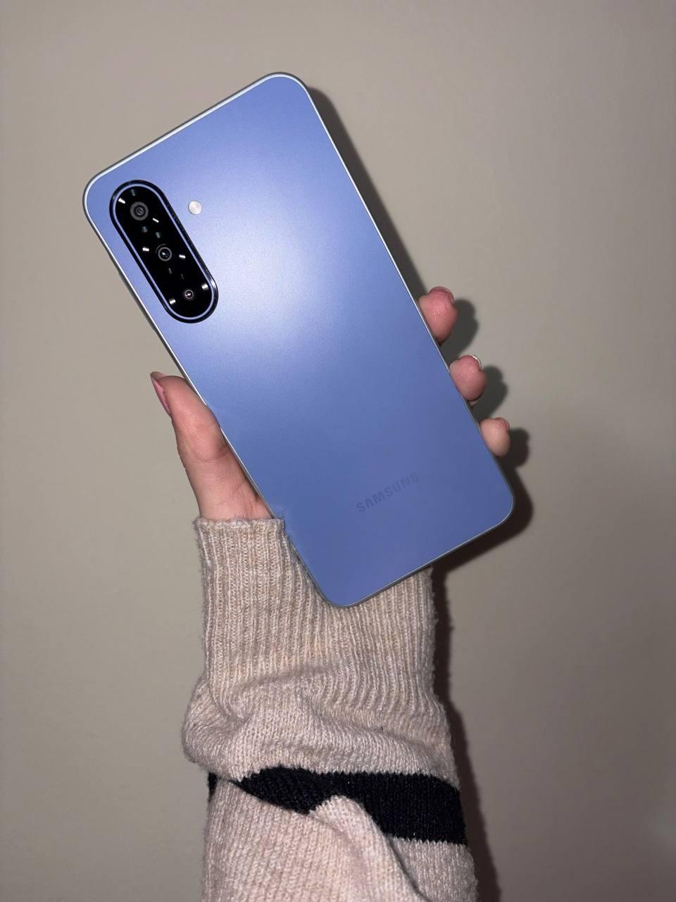 Telefon mobil Samsung Galaxy F17, 128GB, 4GB RAM, 5G, Violet Pop