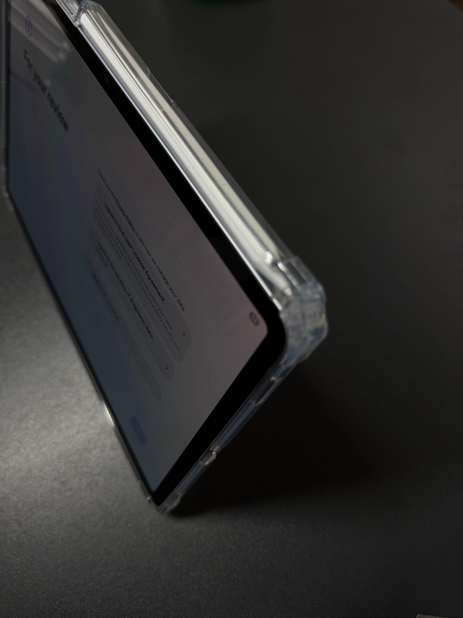 Husa de protectie telefonultau® pentru Samsung Galaxy Tab S11 (SM-X730/SM-X736), 11 inch, silicon transparent antishock cu colturi intarite, suport integrat pentru tableta si stylus, rezistenta la socuri, ideala pentru filme, jocuri