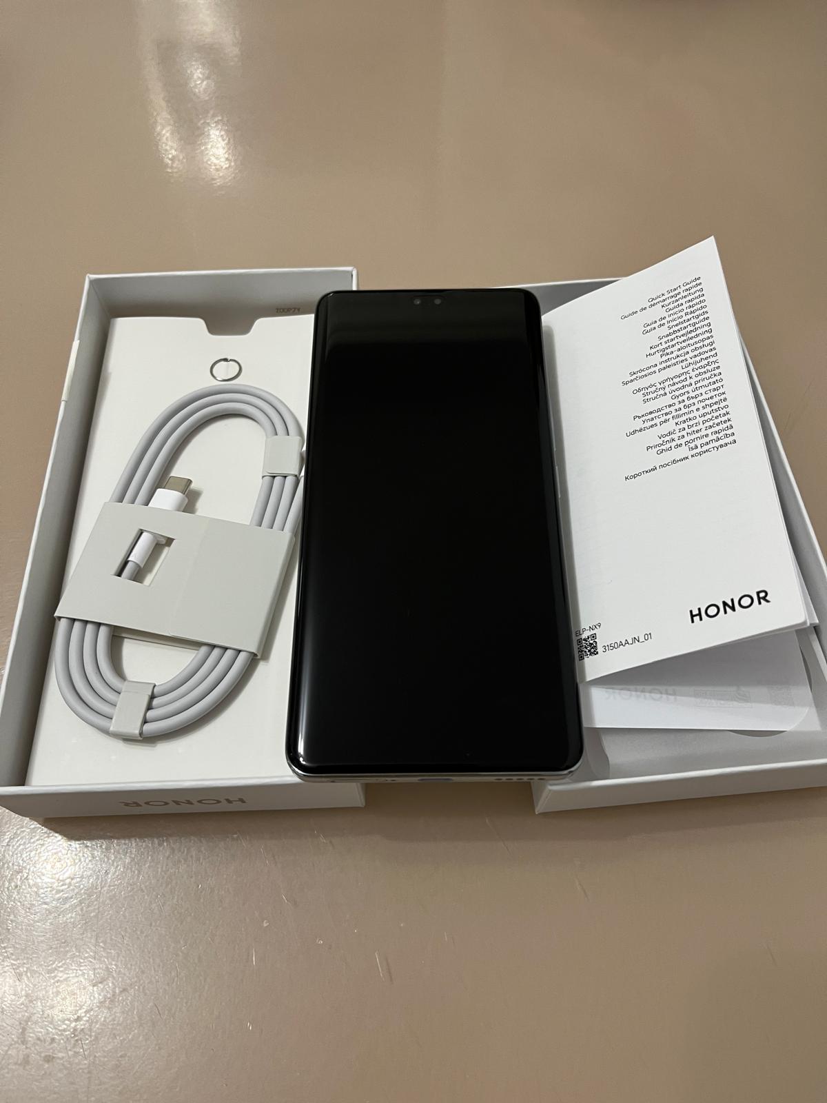 Telefon mobil HONOR 200 Pro, Dual SIM, 12GB RAM, 512GB, Moonlight White
