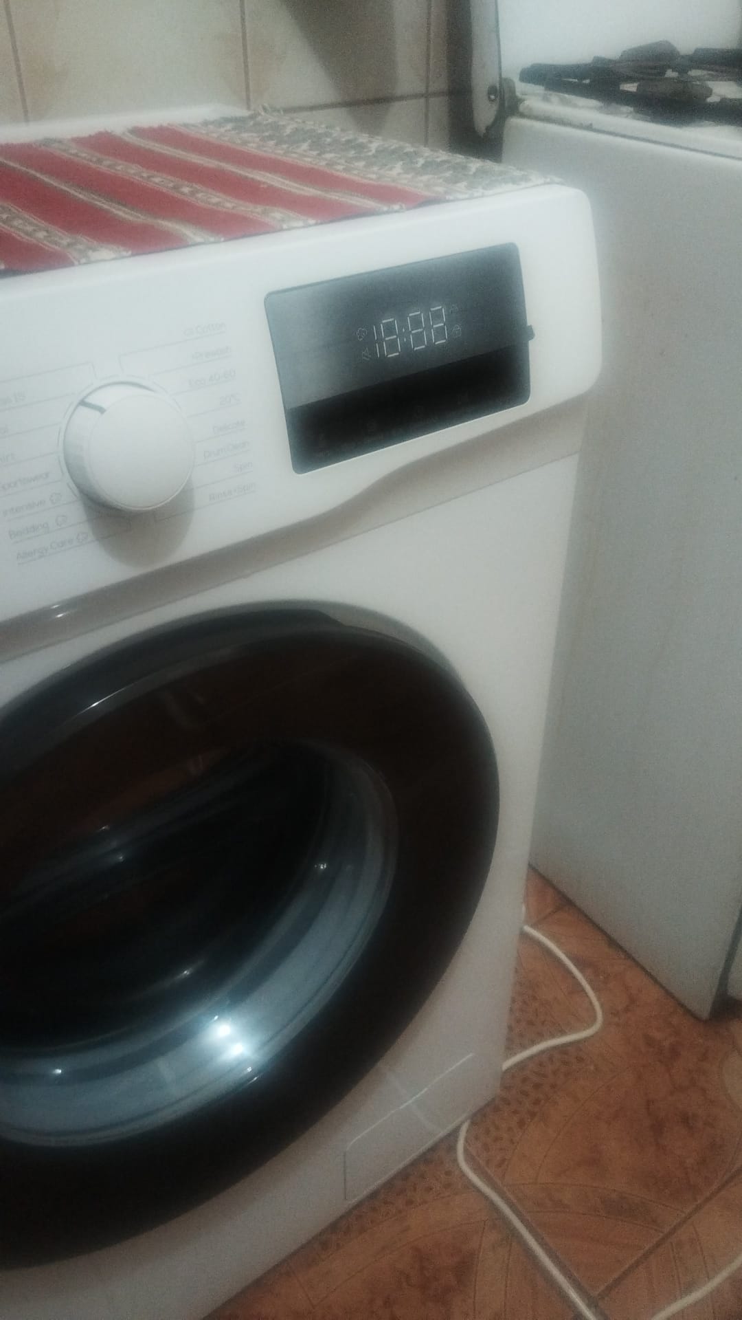 Masina de spalat rufe TCL FF0812WA0, 8 kg, 1200 RPM, Clasa A, BLDC Inverter Motor, Steam Wash, Drum Clean, 24 Hour Delay, Honeycomb Drum, Quick Wash 18 min, Add Garment, 16 Programe, Alb