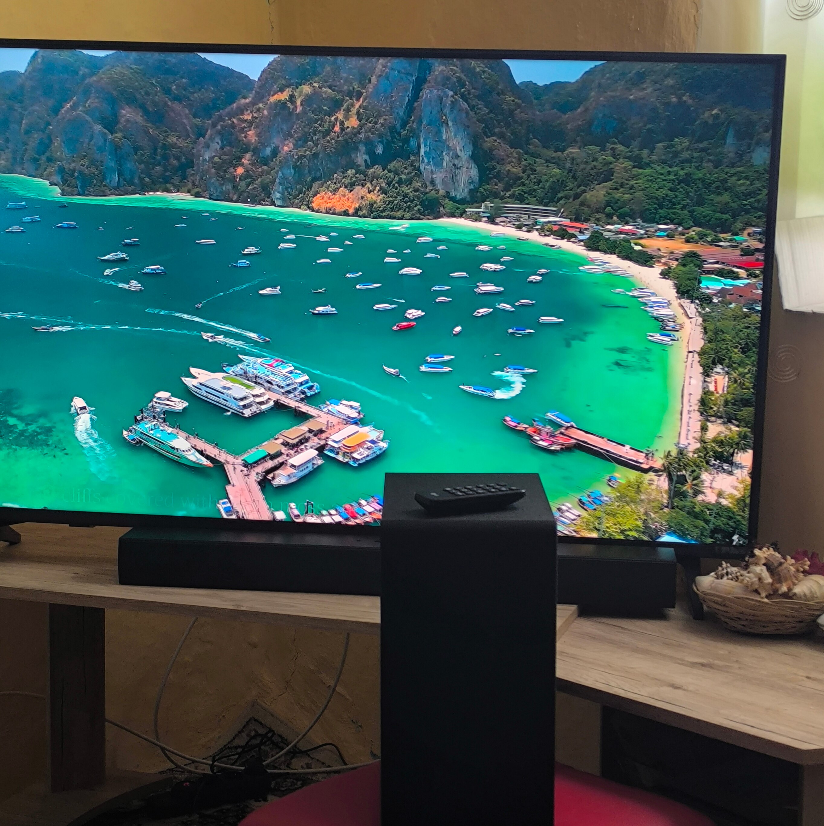 Soundbar LG S40T, 2.1, 300W, Subwoofer Wireless, Bluetooth, HDMI, USB, Negru