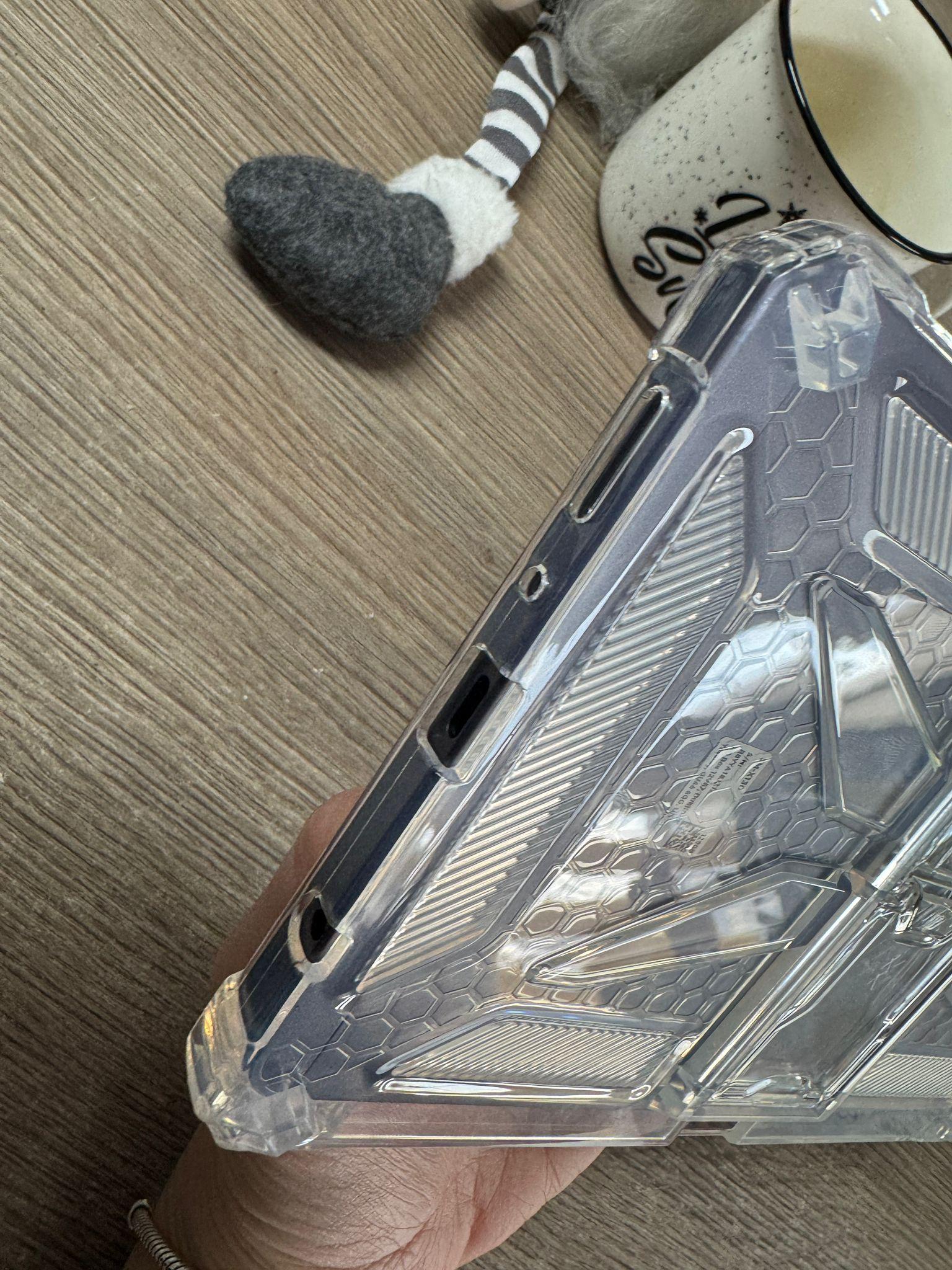 Husa de protectie Telefonultau, pentru Samsung Galaxy Tab A11, silicon transparent antishock, suport integrat, 8.7 inch
