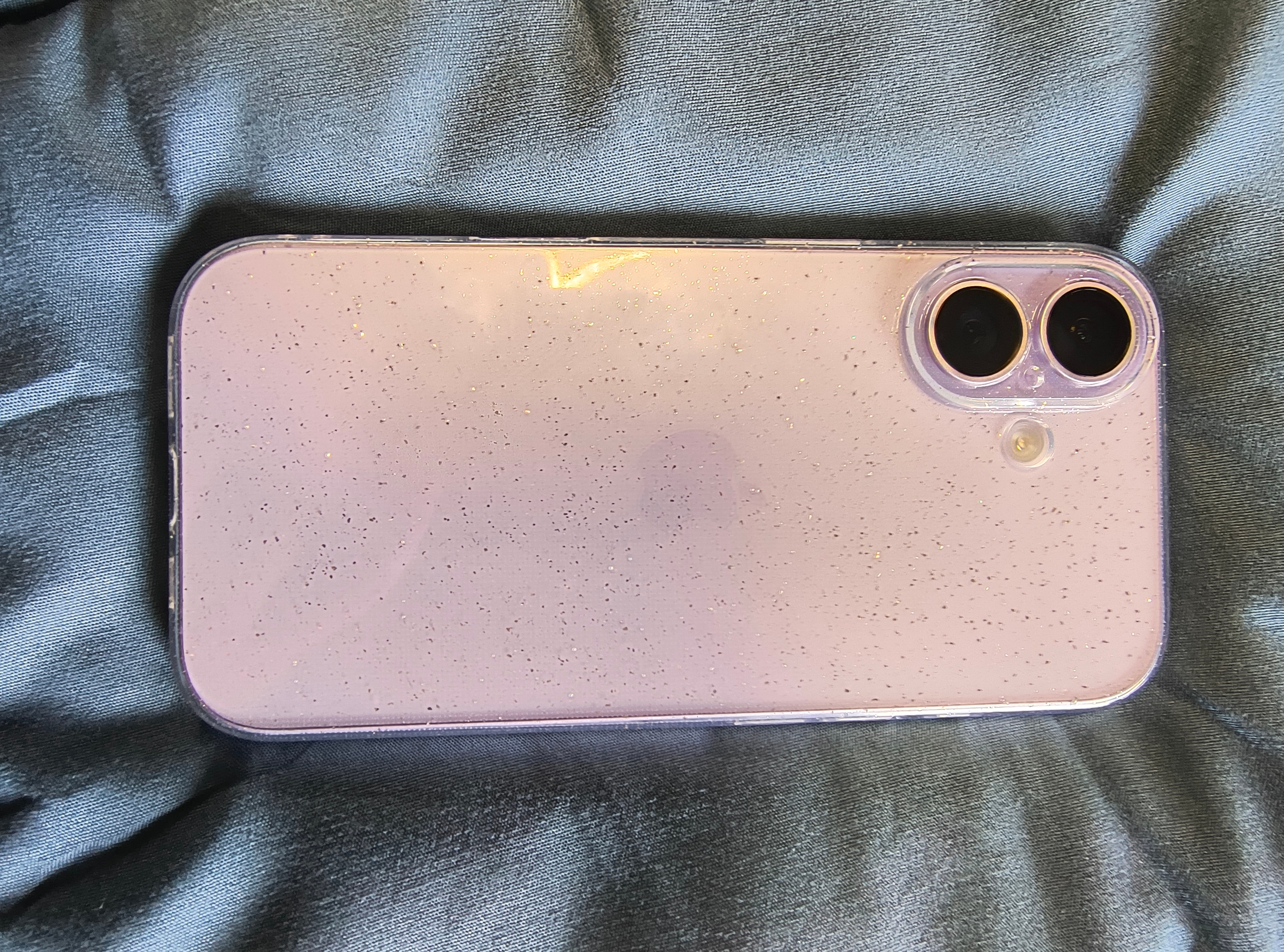 Husa de protectie Atlas Gia Lux compatibila cu Apple Iphone 17, Transparent cu sclipici, Slim, Anti zgarieturi, Anti soc, cu margini ridicate pentru protectia ecranului si a camerei