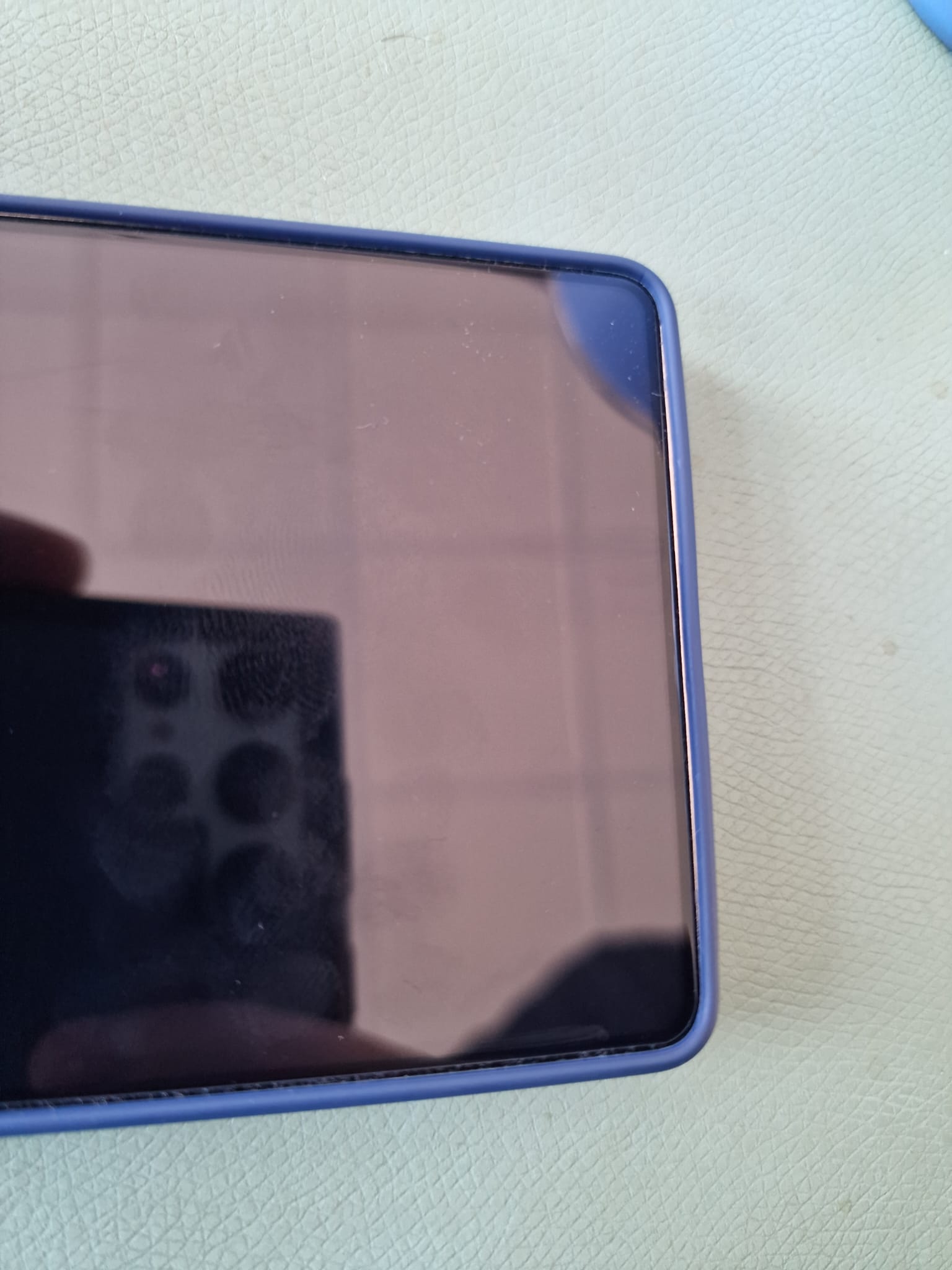 Husa pentru Samsung Galaxy S25 Ultra, Manere Confortabila cu TPU Lichid Sapun, Spatiu Card Integrat, LIXR-03EN®, Albastru Regal