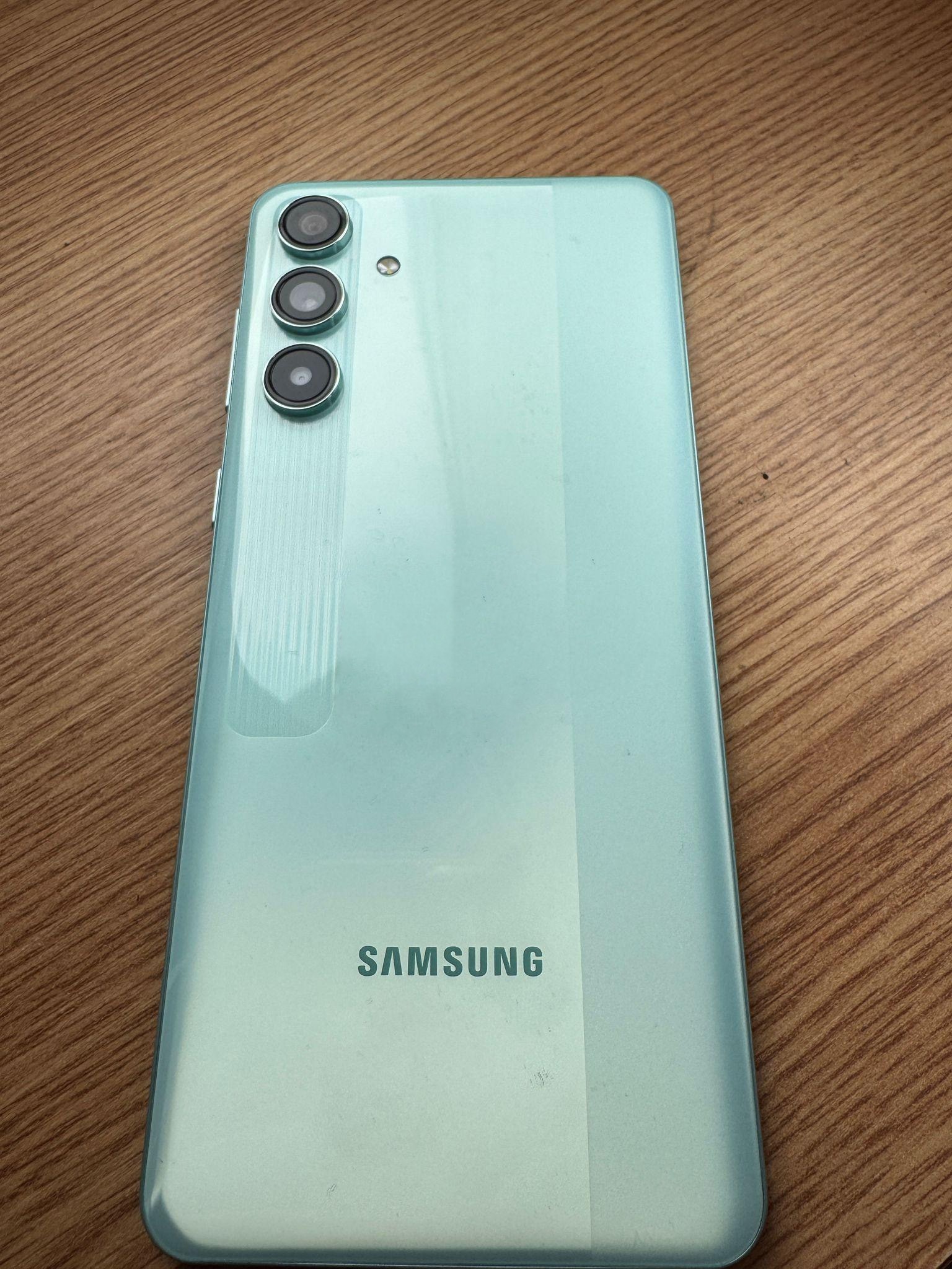 Telefon mobil Samsung Galaxy M55s, 8GB RAM, 128GB, 5G, Coral Green