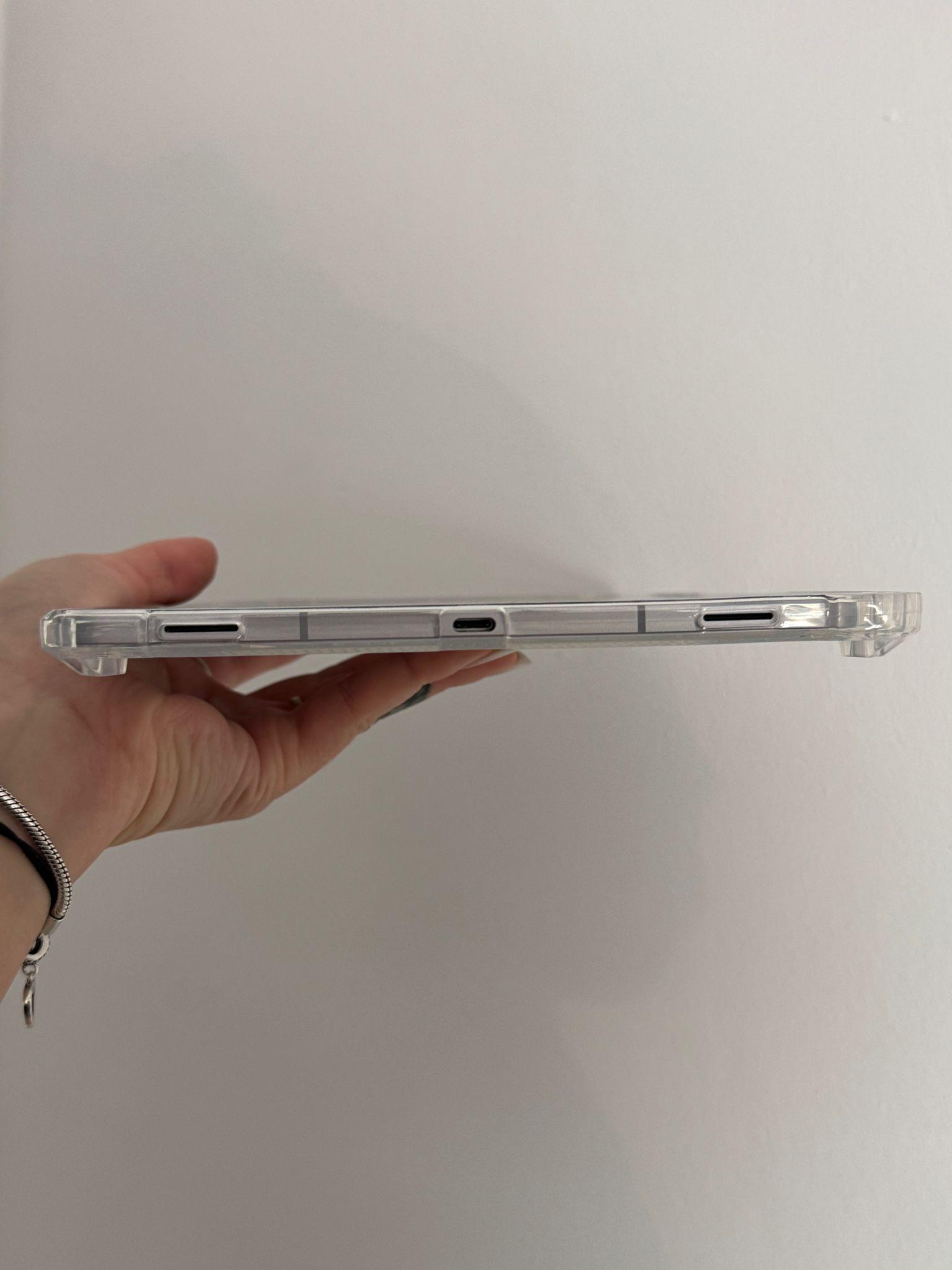 Husa de protectie telefonultau® pentru Samsung Galaxy Tab S11 (SM-X730/SM-X736), 11 inch, silicon transparent antishock cu colturi intarite, suport integrat pentru tableta si stylus, rezistenta la socuri, ideala pentru filme, jocuri