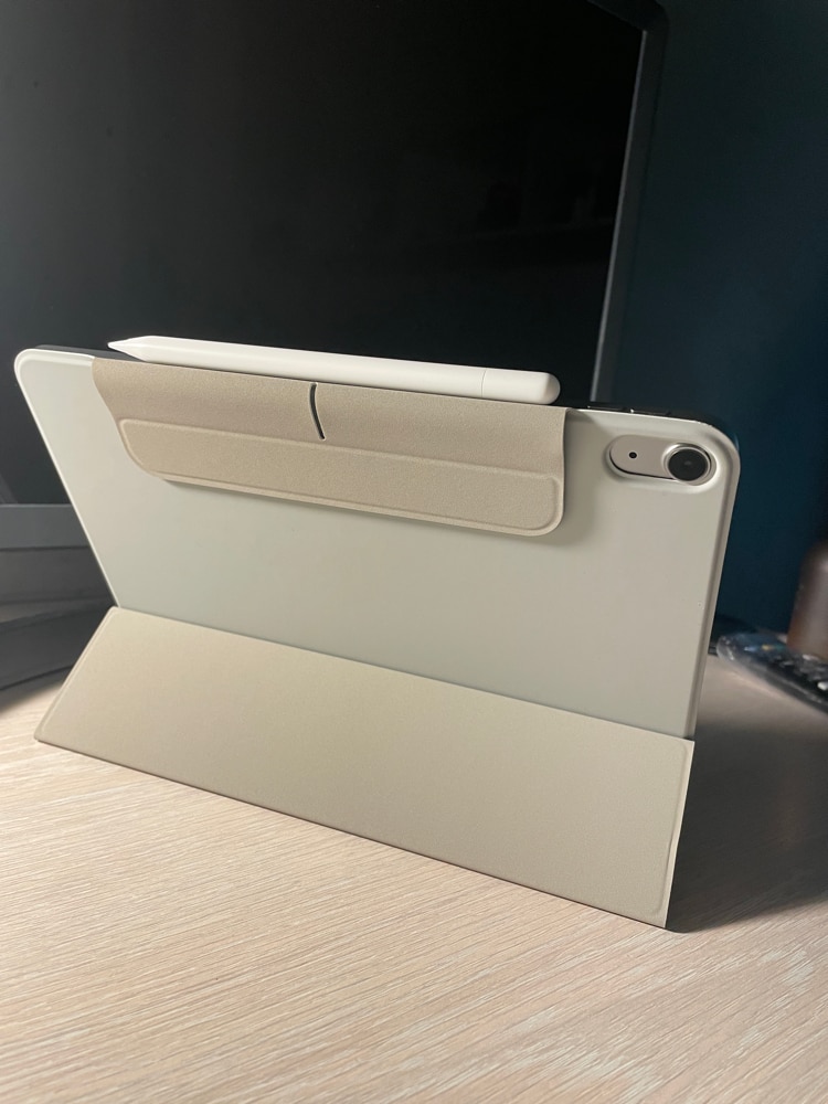 Husa pentru iPad Pro 11 2018 / iPad Air 4 / 5 / 11 (2020/2022/2024) - ESR Rebound Magnetic - Grey