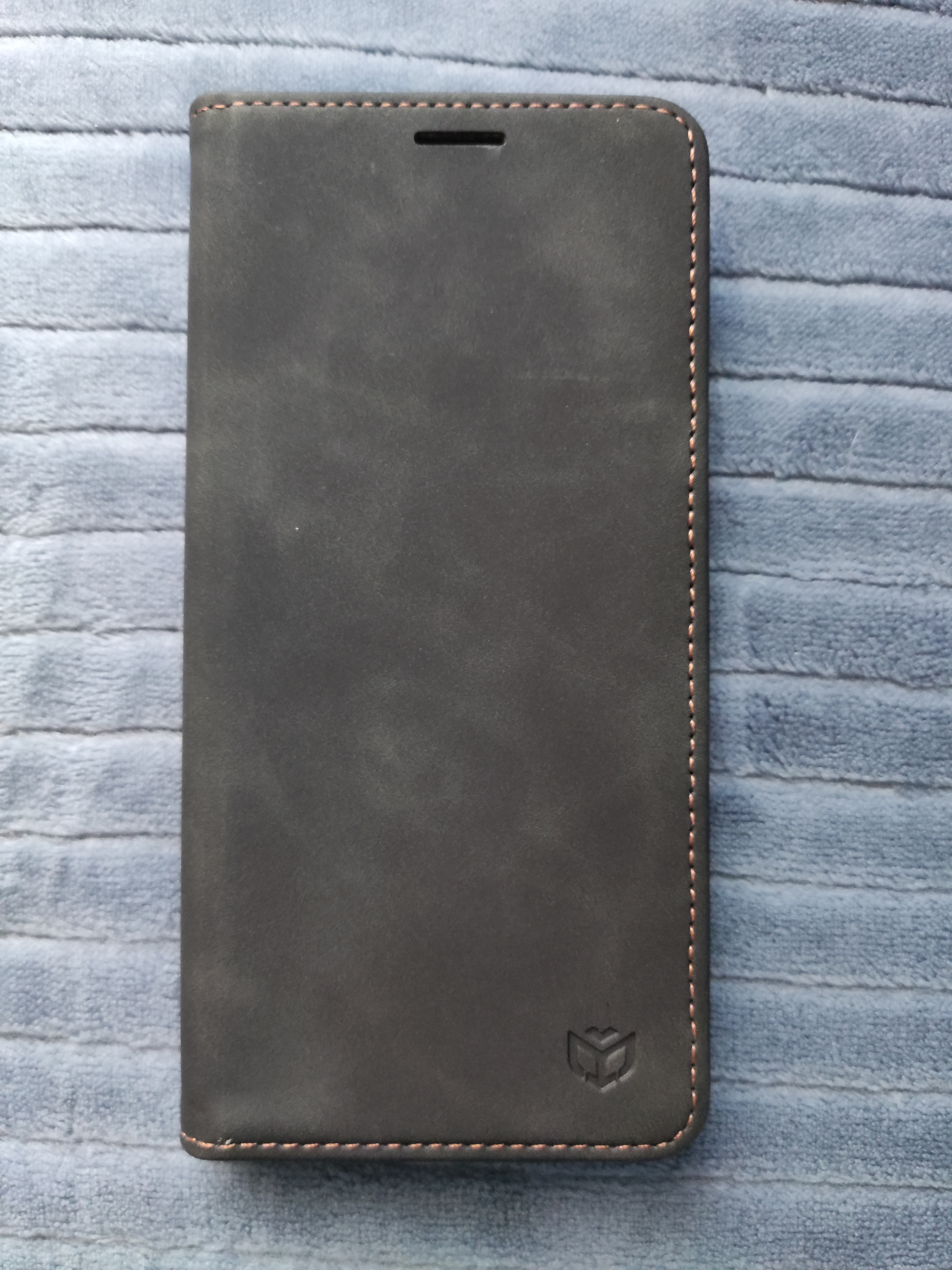 Husa pentru Motorola Moto G86, SKYDDAR INNOVATION, HaloFrost MagSafe II, Antisoc, set cu sticker, Negru