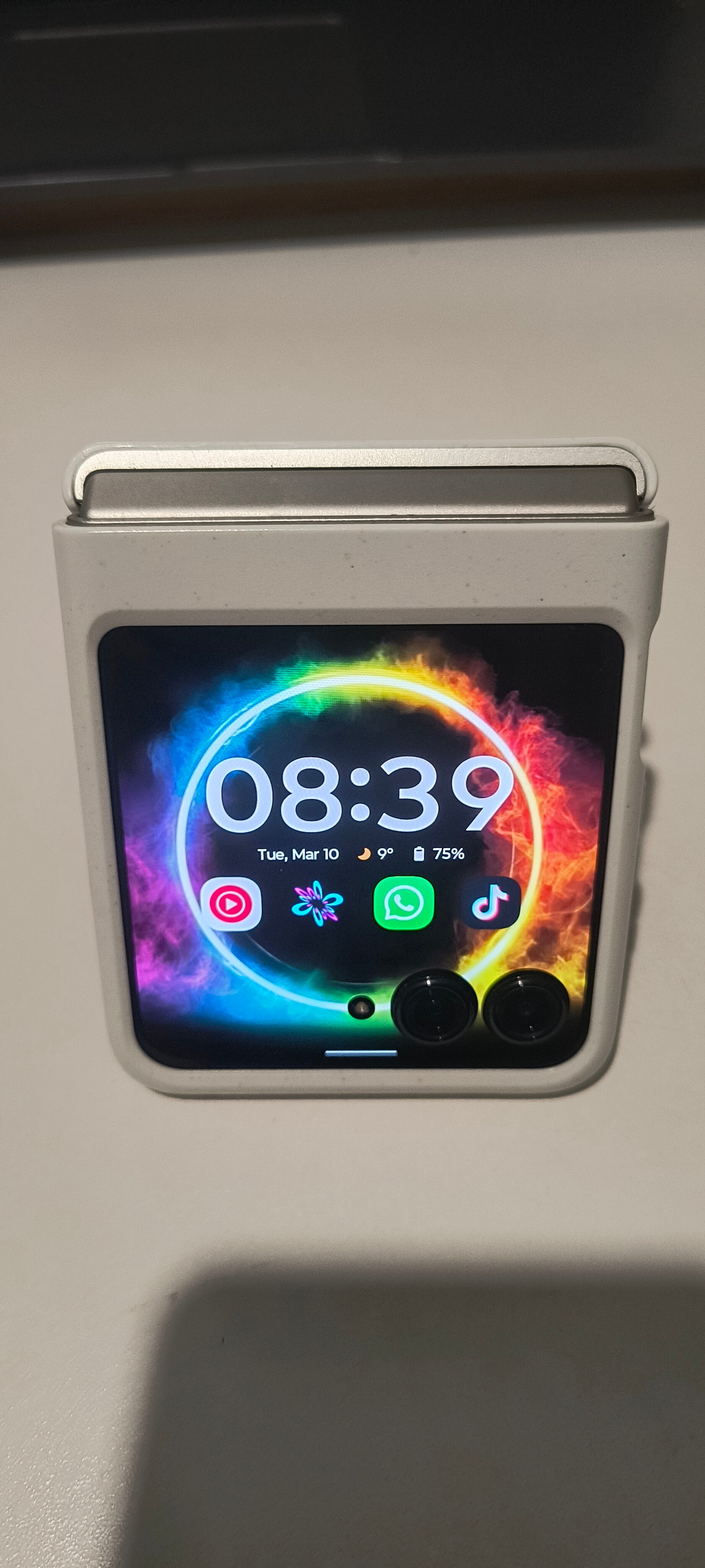 Telefon mobil Motorola razr 60, 8GB RAM, 256GB, PANTONE Lightest Sky