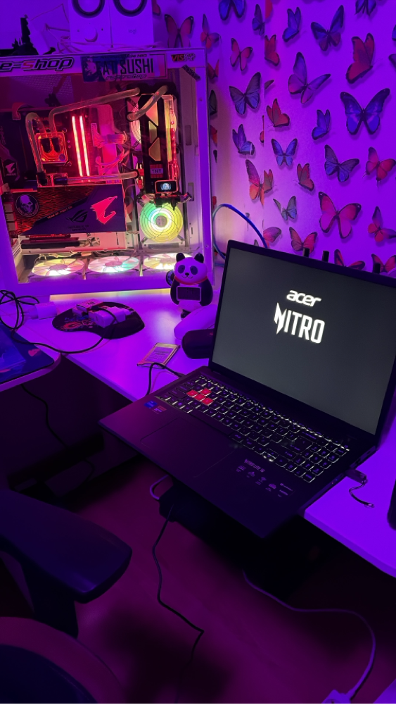 Laptop Gaming Acer Nitro Lite 16 NL16-71G-751G cu procesor Intel® Core™ i7-13620H pana la 4.90 GHz, 16'', WUXGA, IPS, 165Hz, 16GB DDR5 RAM, 512GB SSD, NVIDIA® GeForce RTX™ 3050 6GB GDDR6, No OS, Shale Black