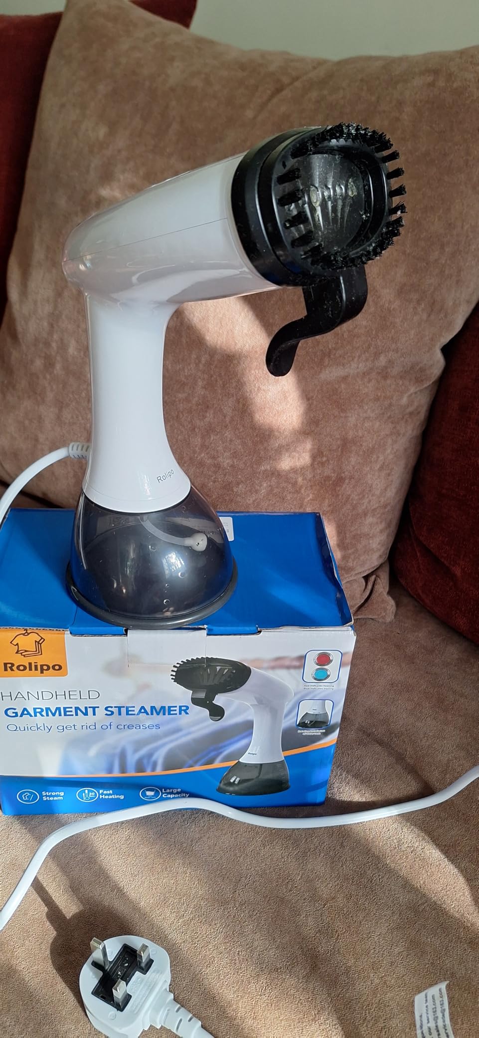 Aparat de calcat vertical cu aburi Rolipo®, 1640W, Rezervor 400ml, Debit 30g/min, Cablu 2.1m, Alb
