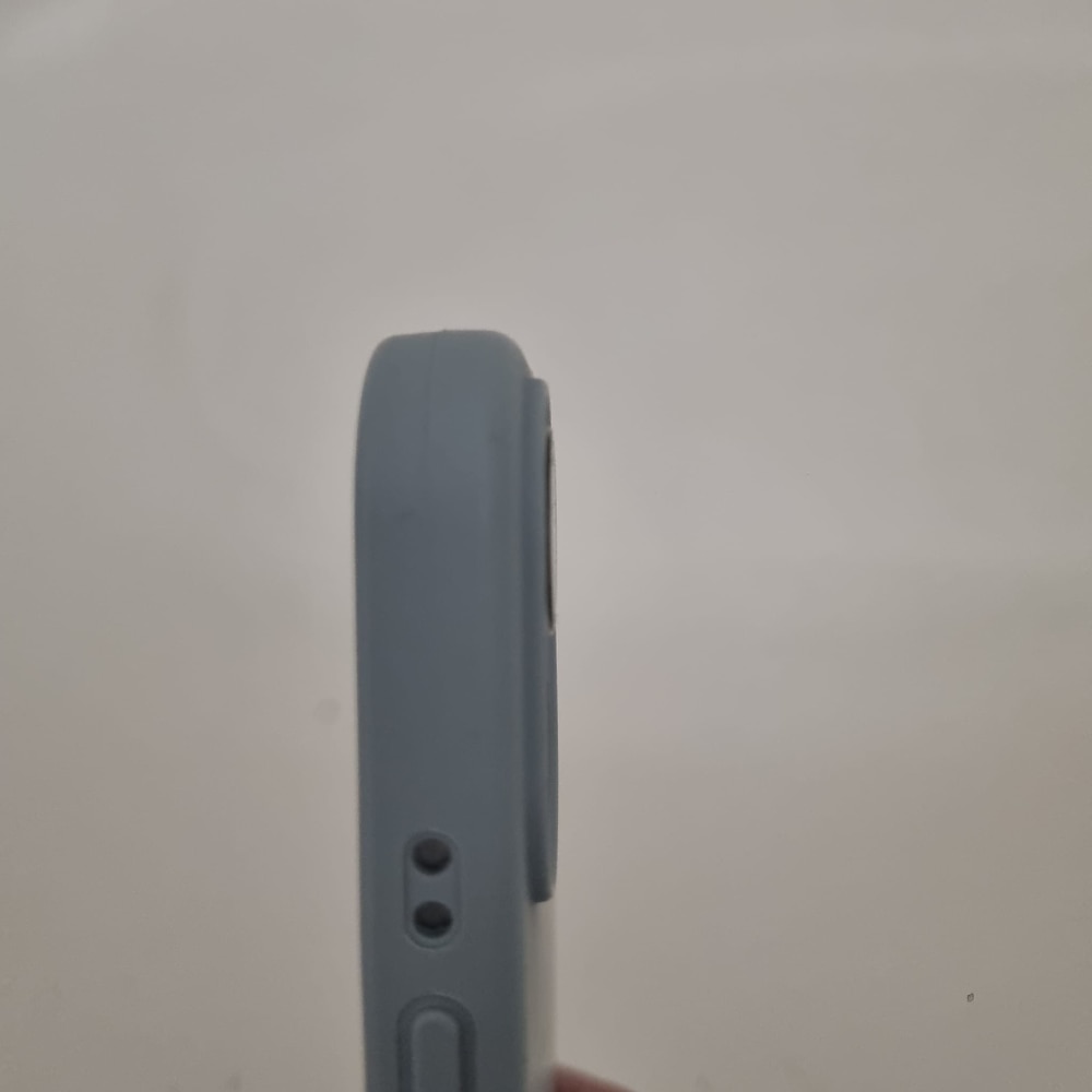 Husa pentru iPhone 17, SIlicon Catifelat Cu Interior Microfibra, Bleumarin