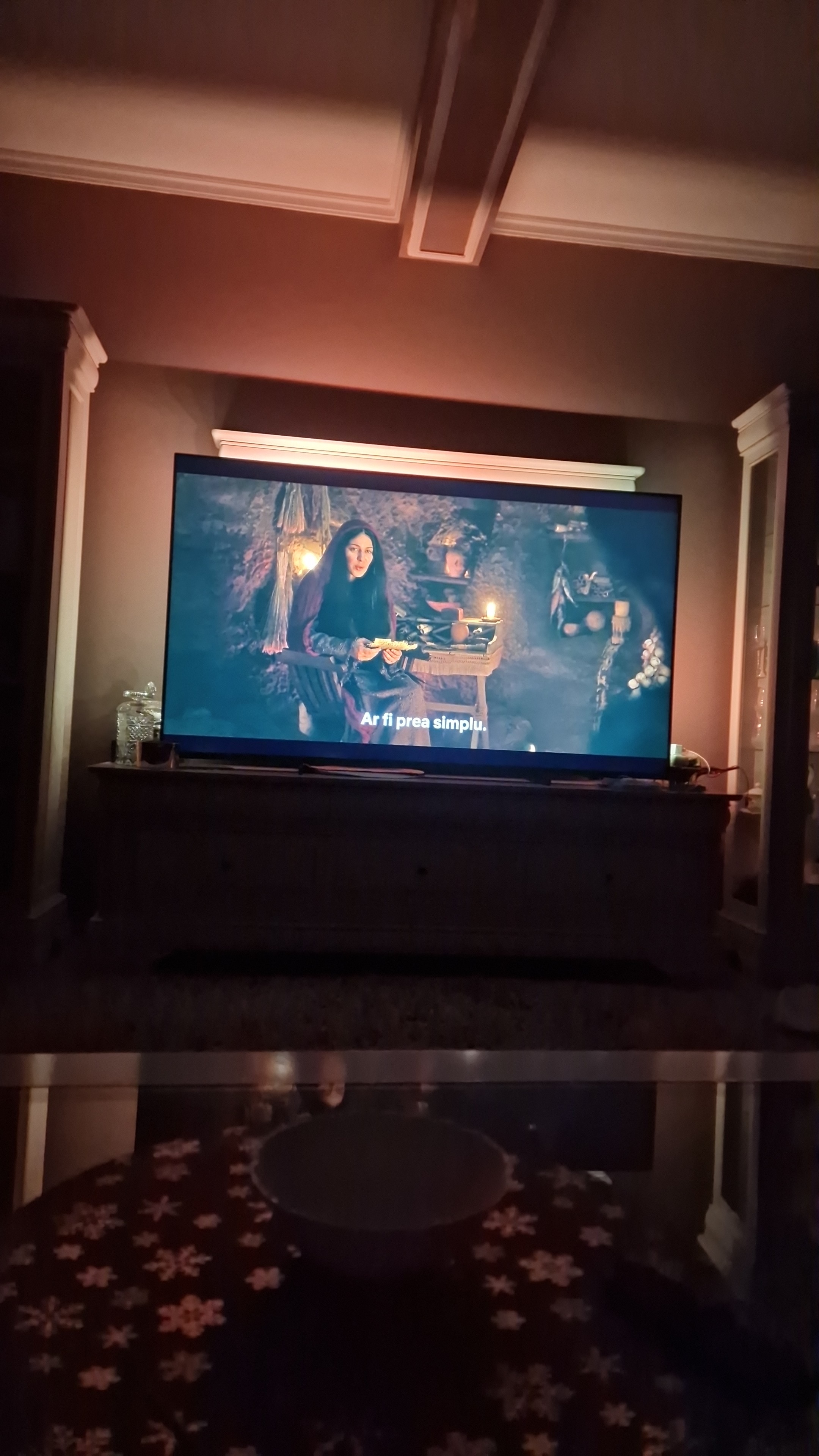 Televizor Philips AMBILIGHT tv QLED 50PUS9010, 126 cm, Smart TV, 4K Ultra HD, 100 Hz, Clasa F (Model 2025)