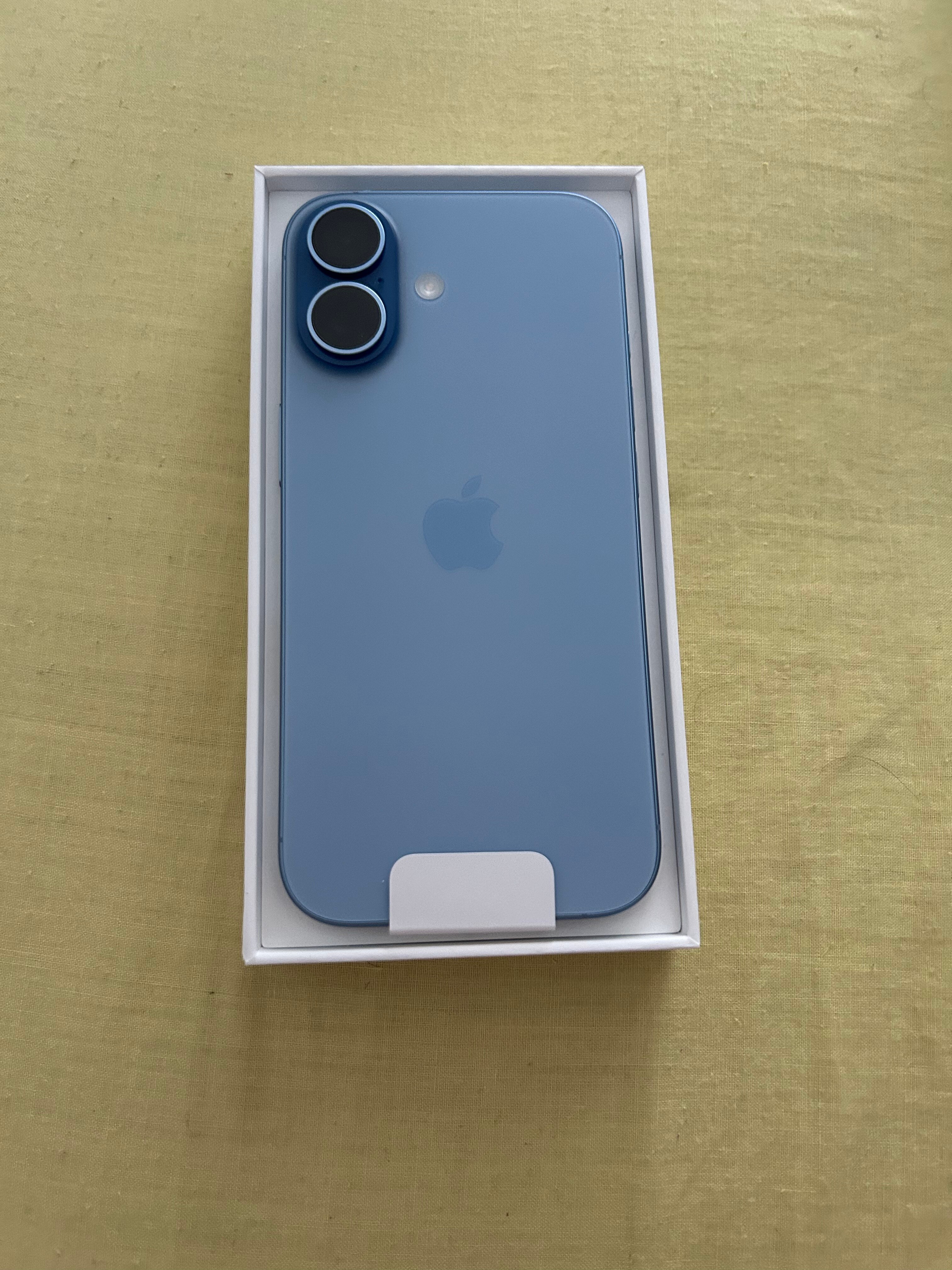 Telefon mobil Apple iPhone 17, 256GB, 5G, Black - eMAG.ro