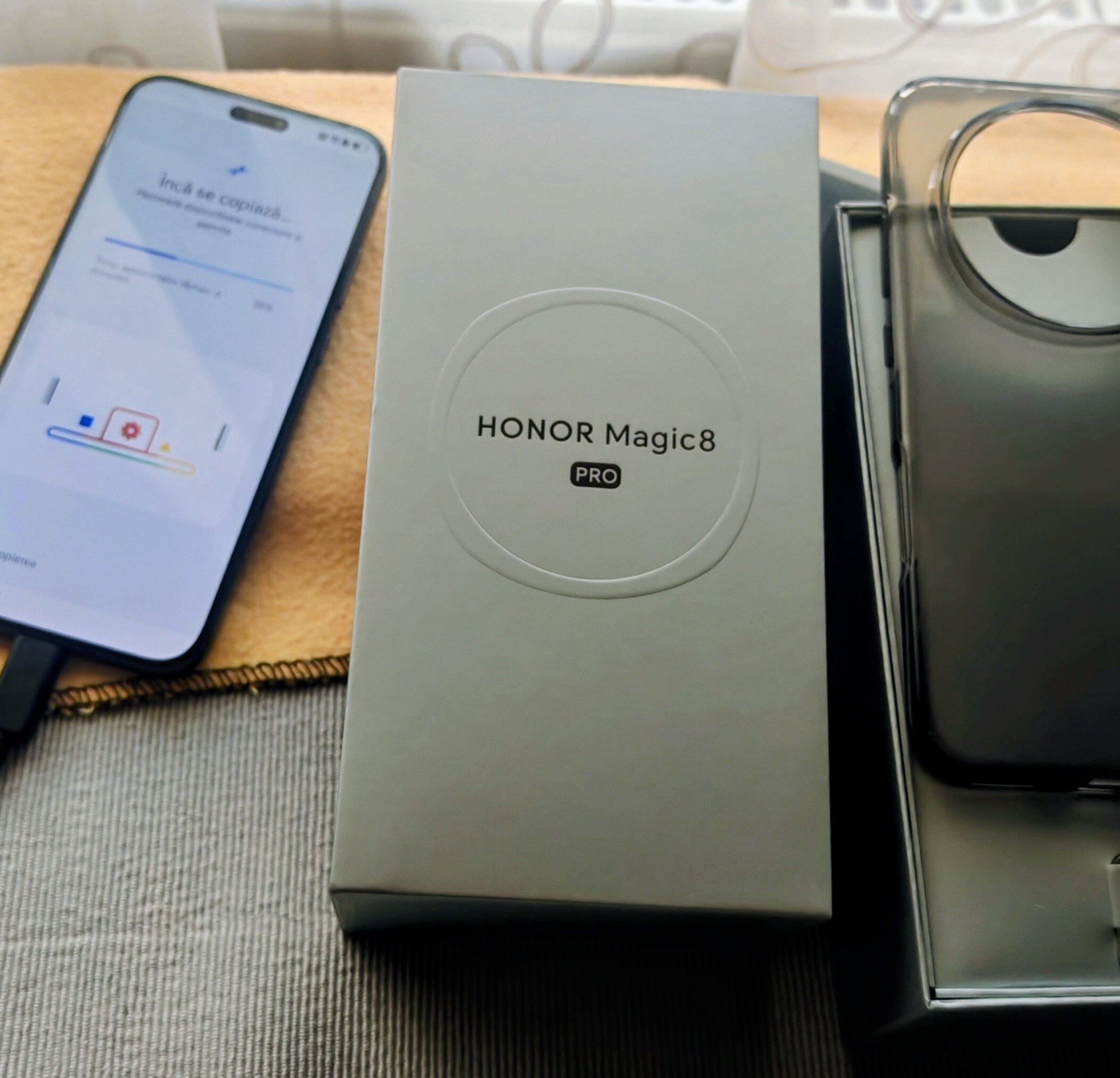 Telefon mobil HONOR Magic 8 Pro, Dual SIM, 16GB RAM, 1T, Black