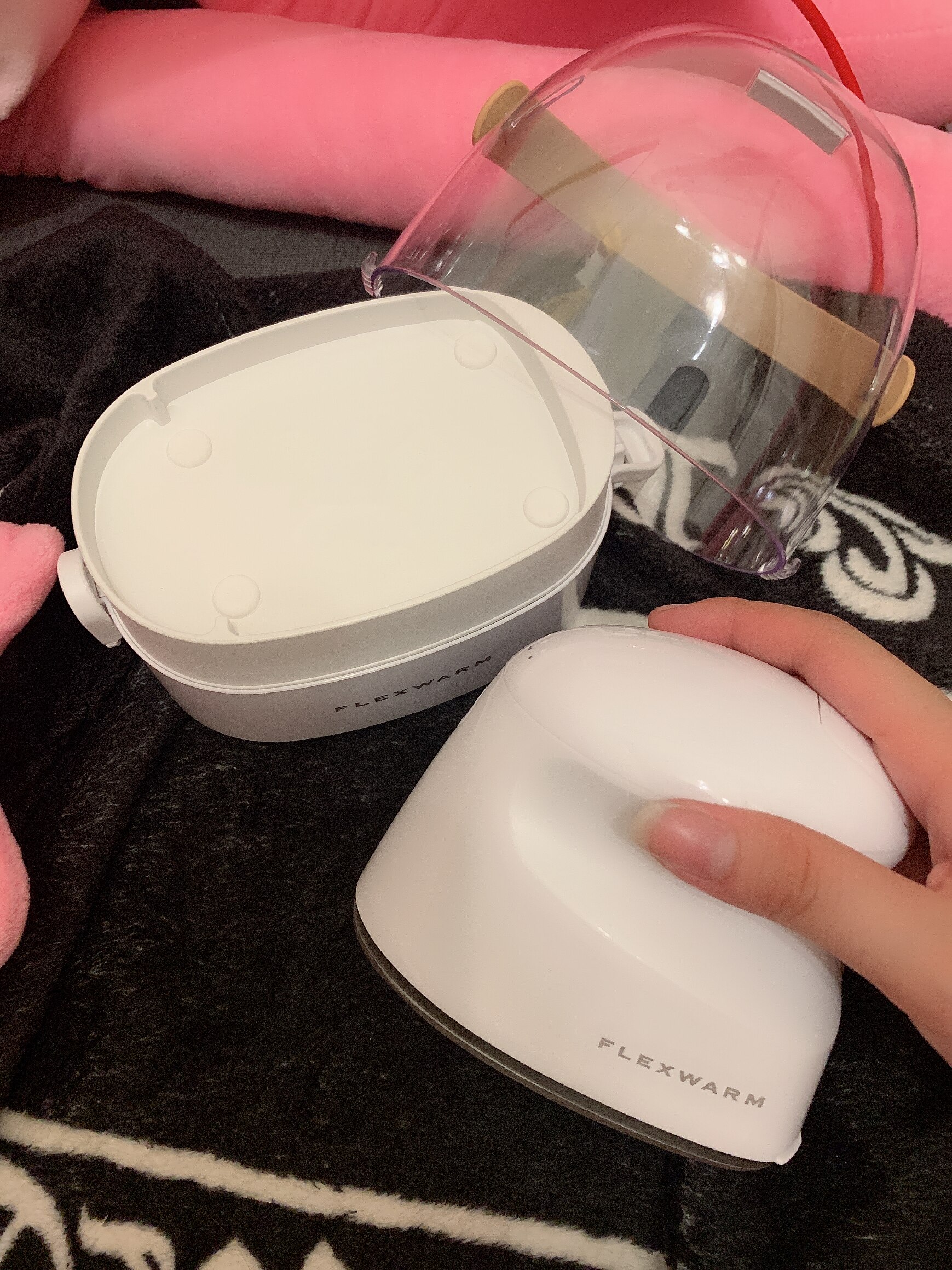 Fier de Calcat cu Abur Nano|4 moduri de calcare (2 uscate + 2 cu abur);Functie cu ioni negativi;Oprire automata de siguranta;Talpa curbata;Calcare orizontala si verticala;cu priza de calatorie