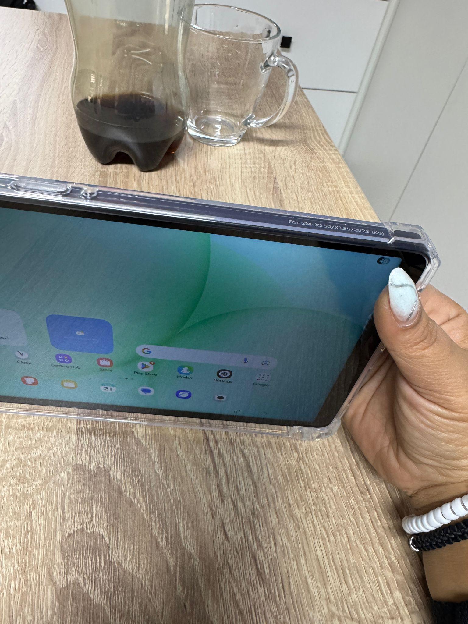 Husa de protectie Telefonultau, pentru Samsung Galaxy Tab A11, silicon transparent antishock, suport integrat, 8.7 inch