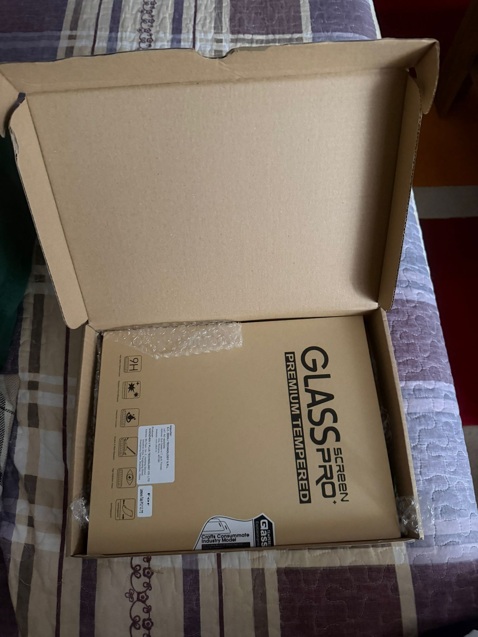 Husa tableta, DDOLI, pentru Lenovo Yoga Tab Plus 12.7 inch, inchidere magnetica, rosu