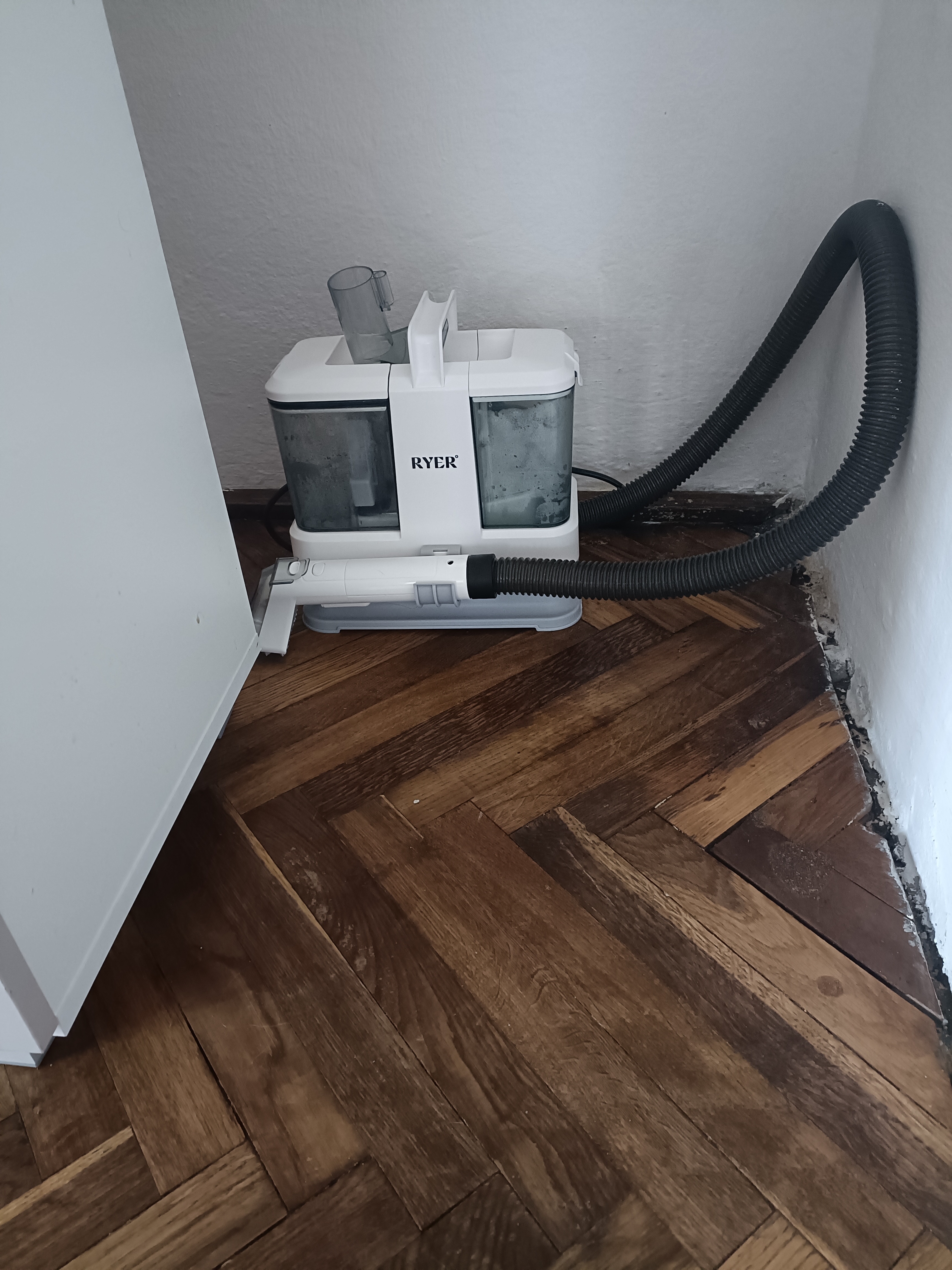 Aspirator profesional cu spalare Ryer Carpet Cleaner COMPACT Injectie-Extractie, Curatator de pete textile, saltele, covoare, tapiterii, mocheta, podele
