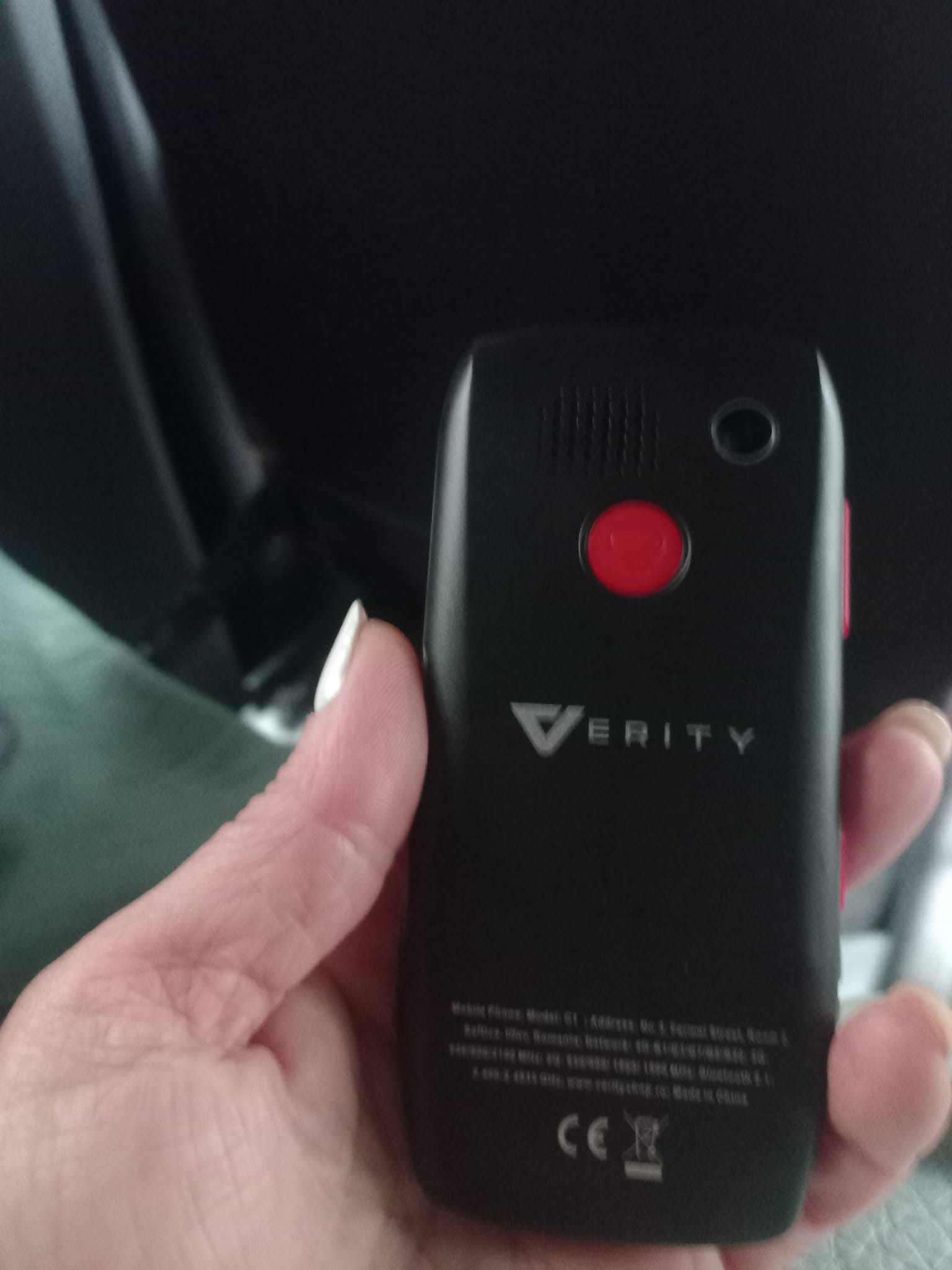 Telefon mobil pentru seniori, cu meniul in limba Romana, taste mari, buton SOS, micro SIM, retea 4G, Functie Apelare Rapida, Bluetooth, Radio, Camera, Lanterna