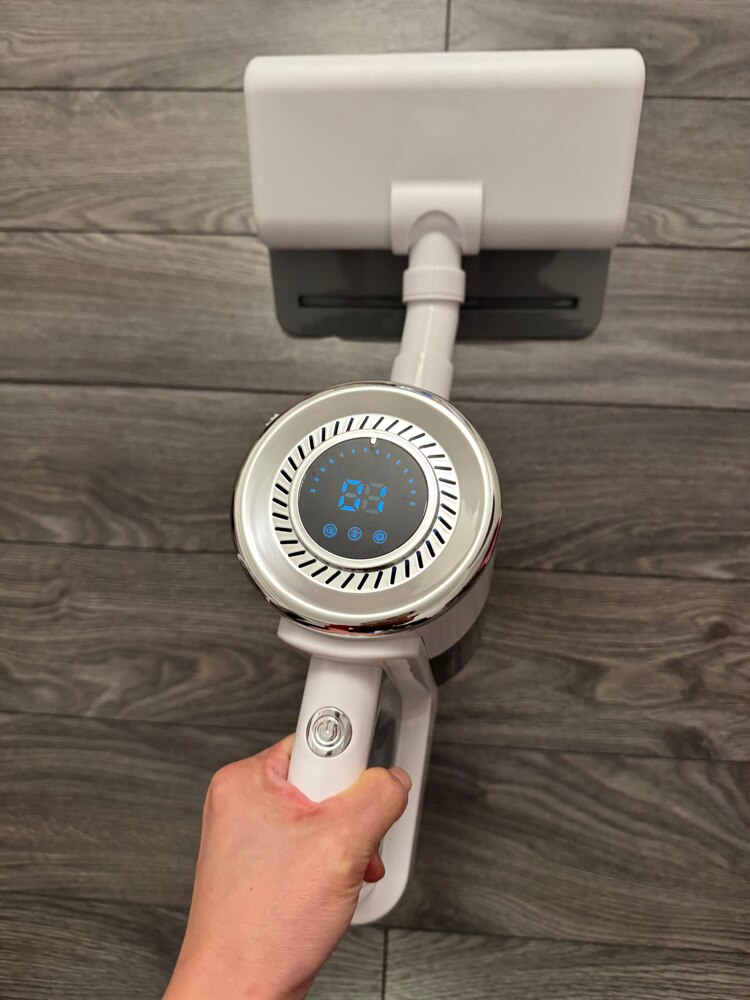Aspirator vertical Fara Fir 2 in 1, Functie de Mop, 3 Capete incluse, 2 cartuse filtrante, Autonomie 35 minute, 100W, 15000Pa, 3 Trepte Putere, Filtrare HEPA, baterie 2000mAh, incarcare Type-C, Cap Flexibil 180°, recipient praf 880ml, filtrare 96.99%, Alb