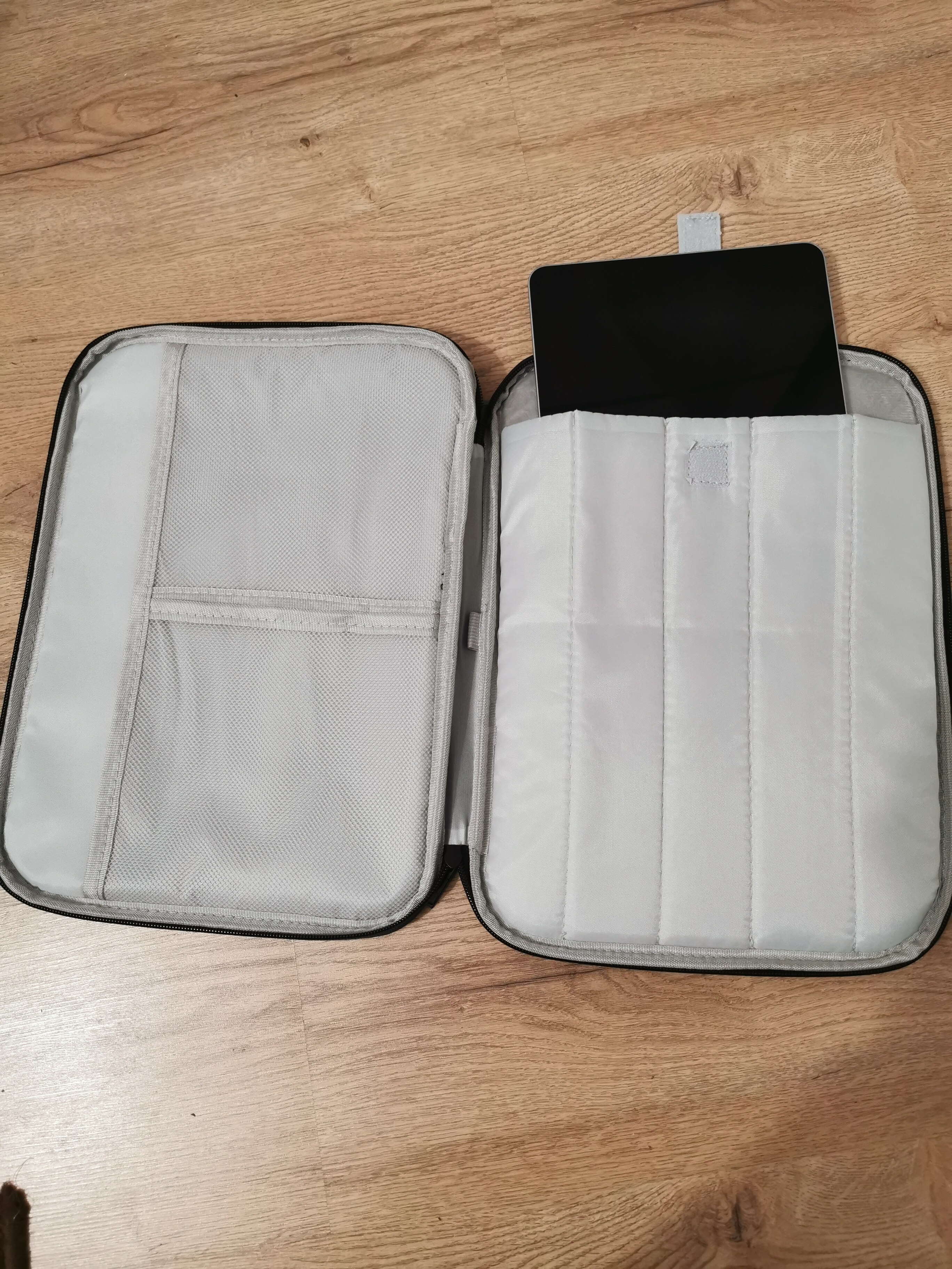 Husa de protectie geanta de transport, pentru tableta 10.2-12.9″, compatibila iPad 10.2/10.5/10.9/12.9, iPad Pro 11/12.9, Mate Pad 10.4/11, Mate Pad Pro 10.8, Surface go/2/3 10.5, 35 x 25.5x 3 cm, Negru