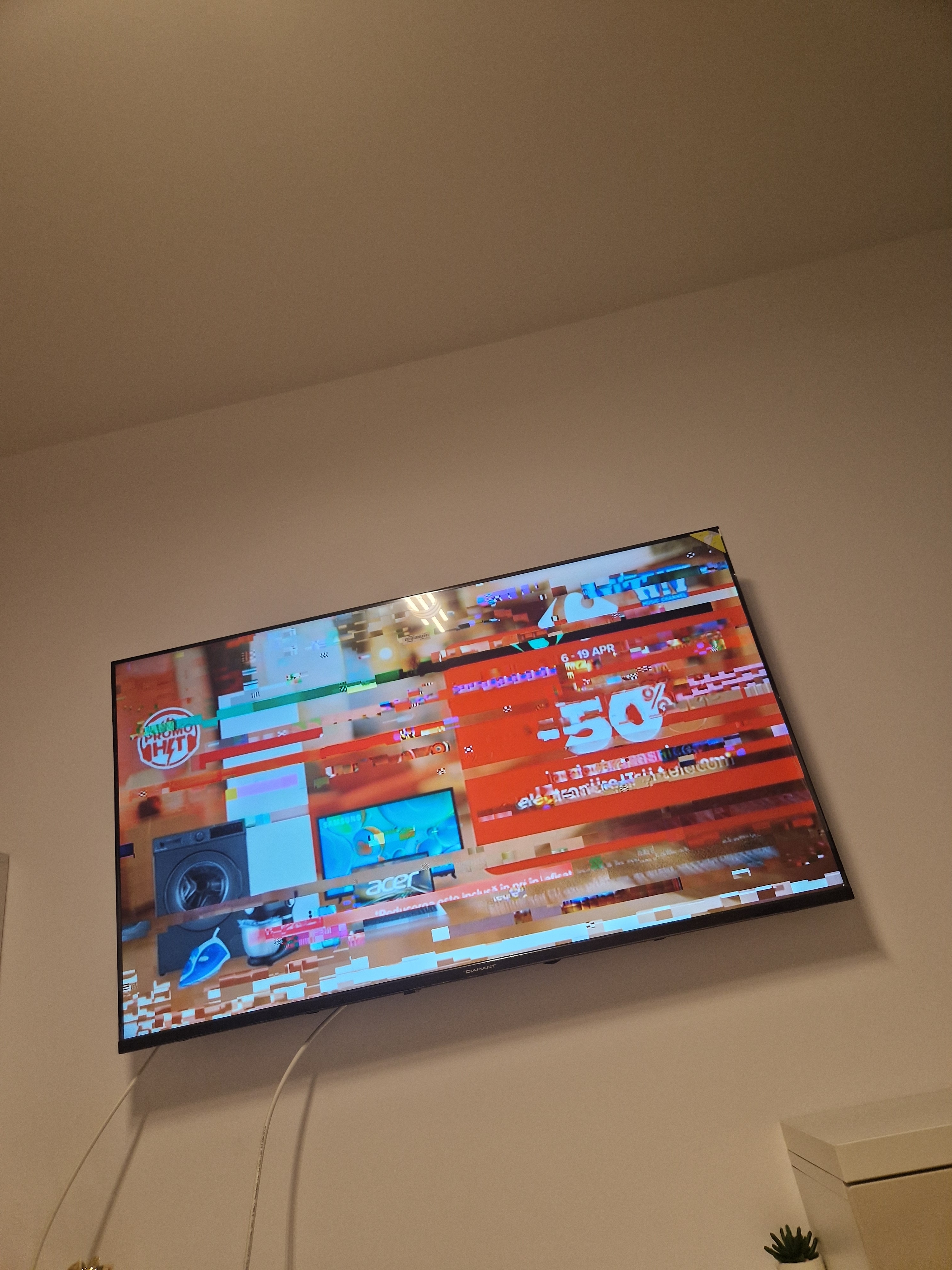 Televizor LED Diamant by Horizon 65HL5530U/C, 164 cm, Smart, 4K Ultra HD, Clasa F