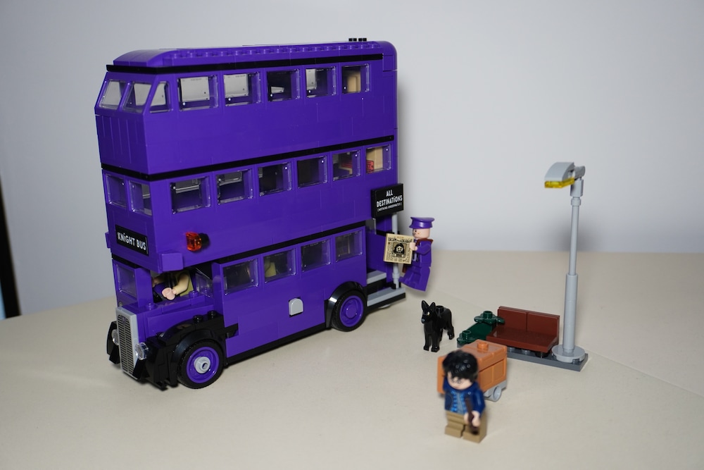 LEGO® Harry Potter TM - Aventura cu Knight Bus™ 76446, 499 piese