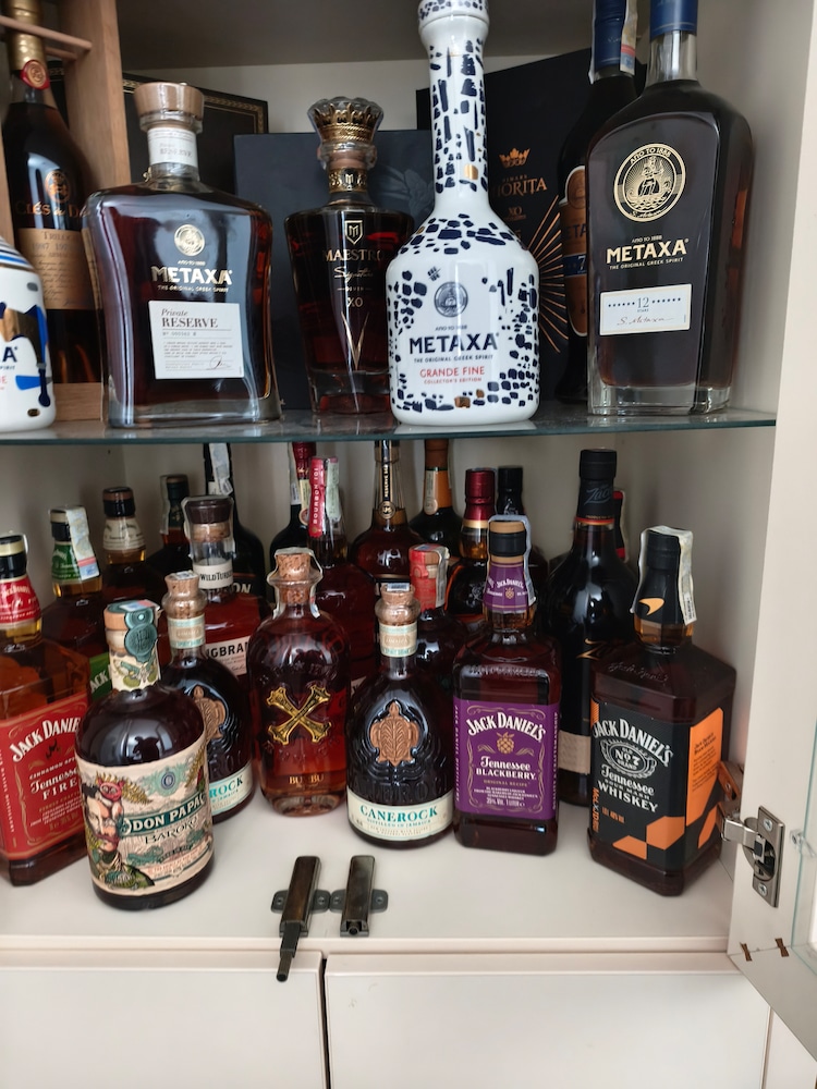 Whisky Chivas Regal 18YO, Blended 40%, Cutie, 0.7l - eMAG.ro
