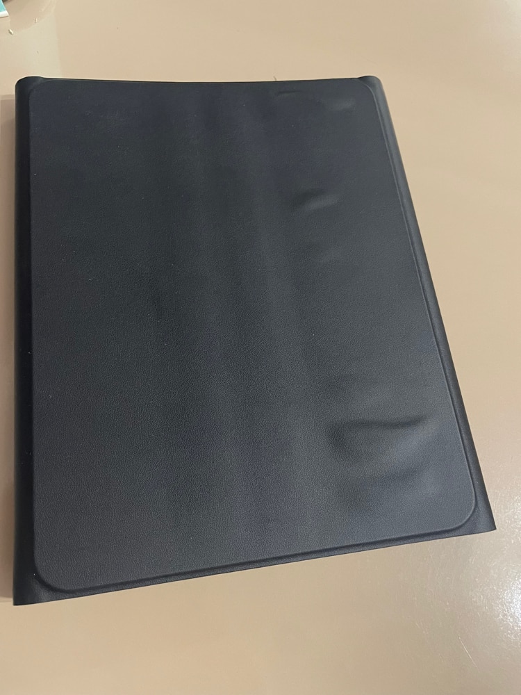 Husa de protectie pentru iPad (A16) 11 generatie de 11 inch 2025, husa pentru iPad 10 generatie de 10, 9 inch 2022, cu suport pentru stilou, husa inteligenta cu suport pliabil in trei, husa spate ultra-subtire din TPU moale, Portocale