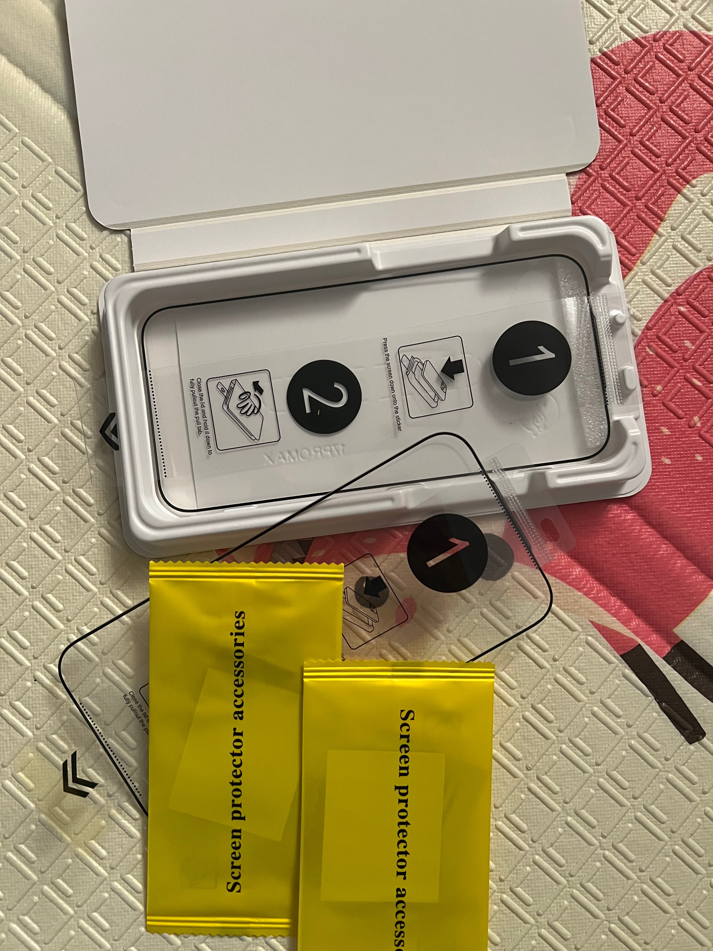 Set 2 Folie Sticla Privacy pentru iPhone 17 ProMax – Sticla Securizata 9H+ Anti-Spy 28 Grade, Kit Instalare Automata Anti-Praf Rapid, Tratament Oleofob Electronic, Anti-Amprenta, Sensibilitate Touch Avansata