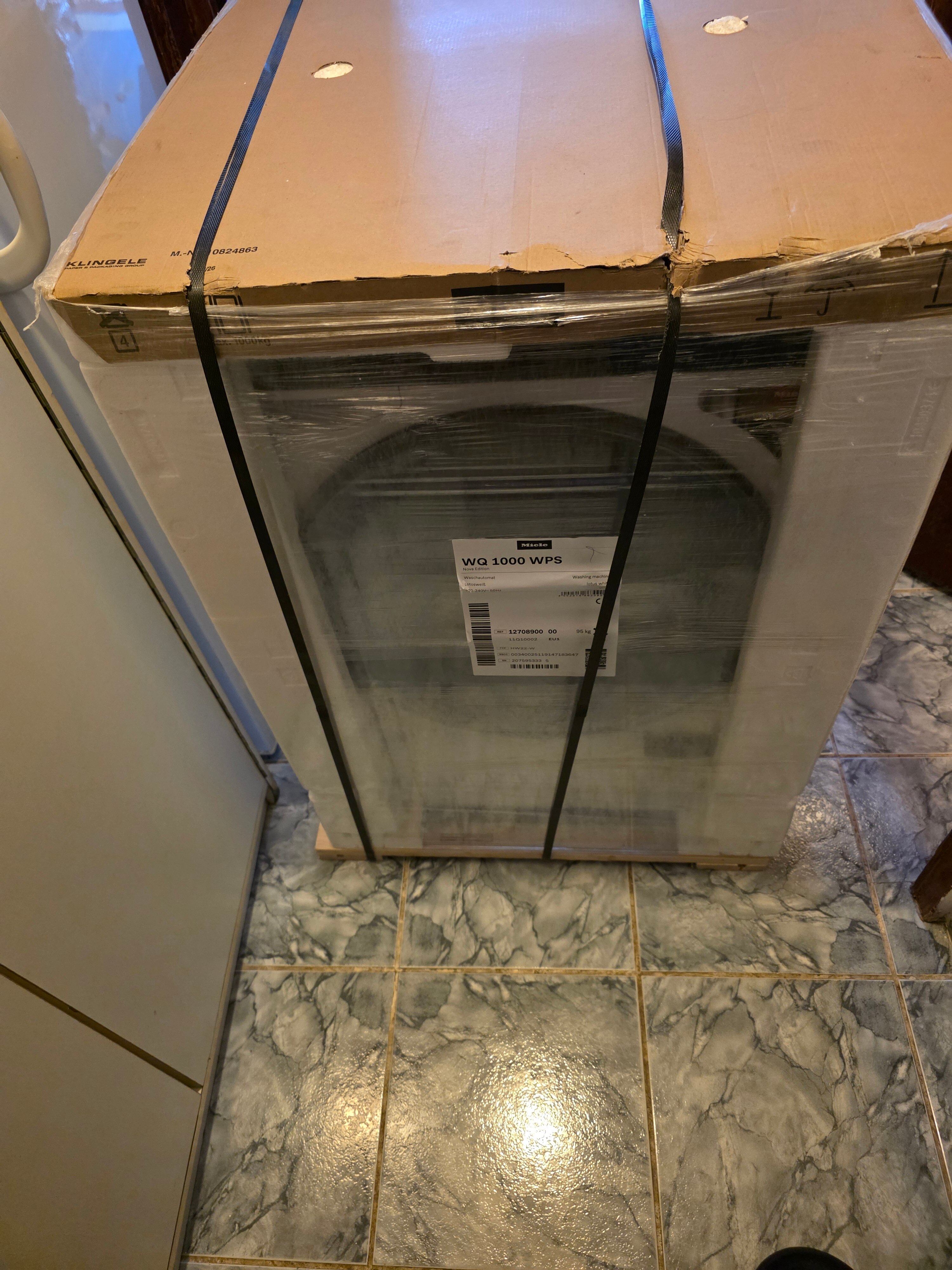 Masina de spalat rufe Miele WQ 1000 WPS, Nova Edition, 9 kg, 1600 rpm, clasa A, 60 cm, Alb
