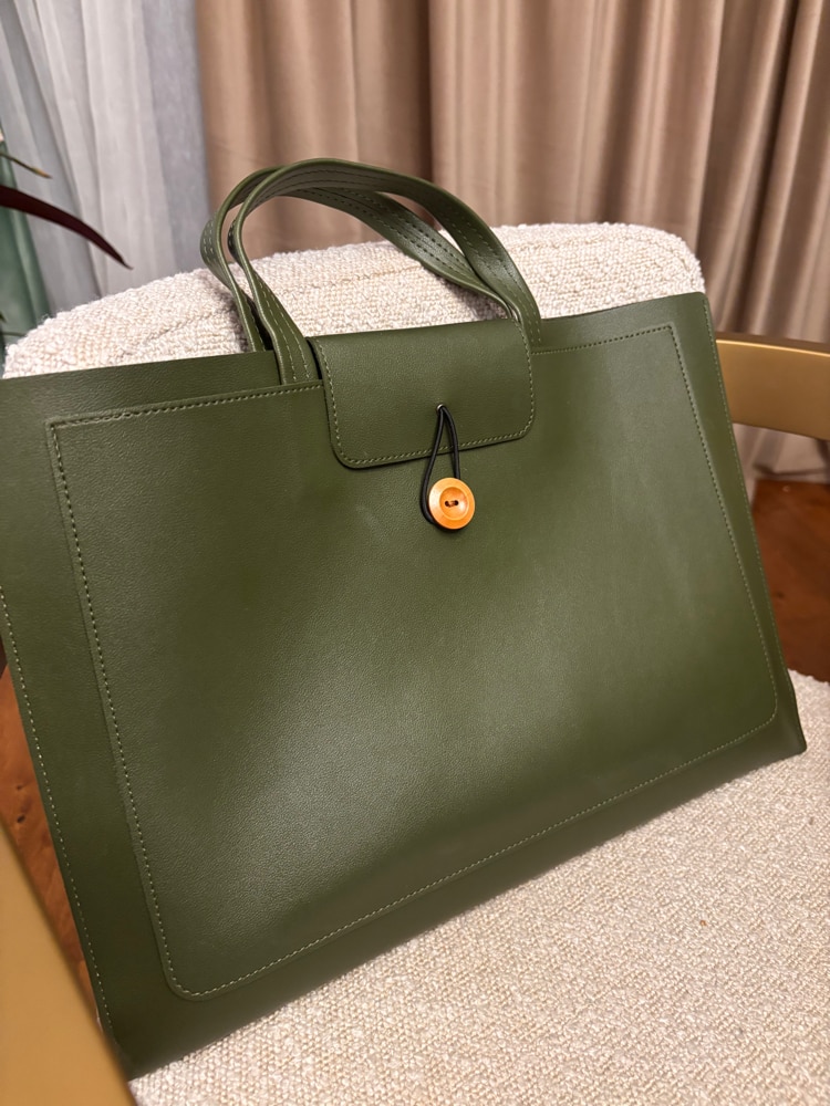 Geanta pentru laptop, tip servieta, 3 compartimente, piele ecologica, verde, 16 inch, compatibila cu MacBook AleFla Eshop