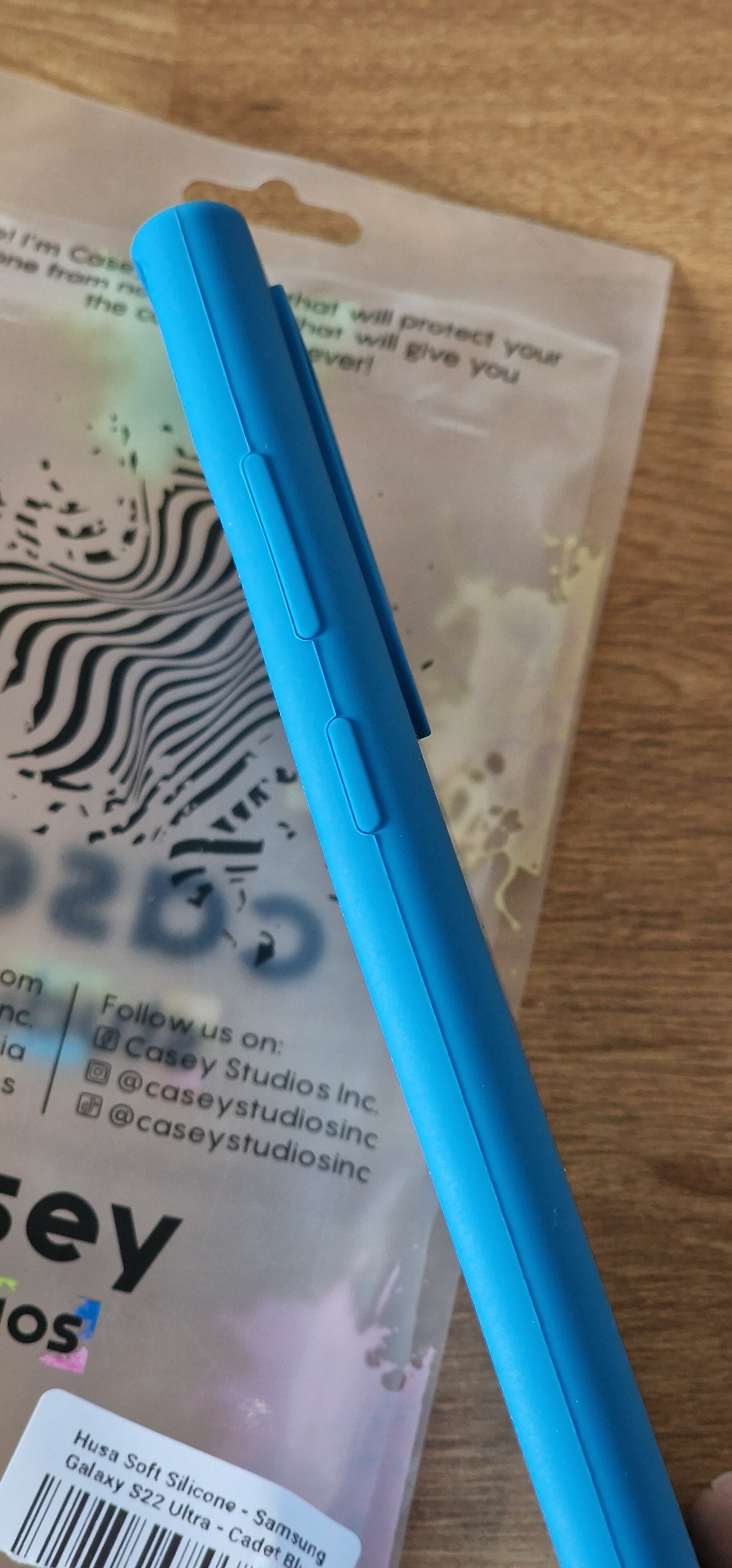 Husa CASEY STUDIOS™ compatibila cu Samsung Galaxy S22 Ultra, Soft Silicone Premium, Microfibra in Interior, de Protectie, Ultra Slim, pentru Incarcare Wireless, Margini Ridicate pentru Protectia Ecranului si a Camerelor, Roz