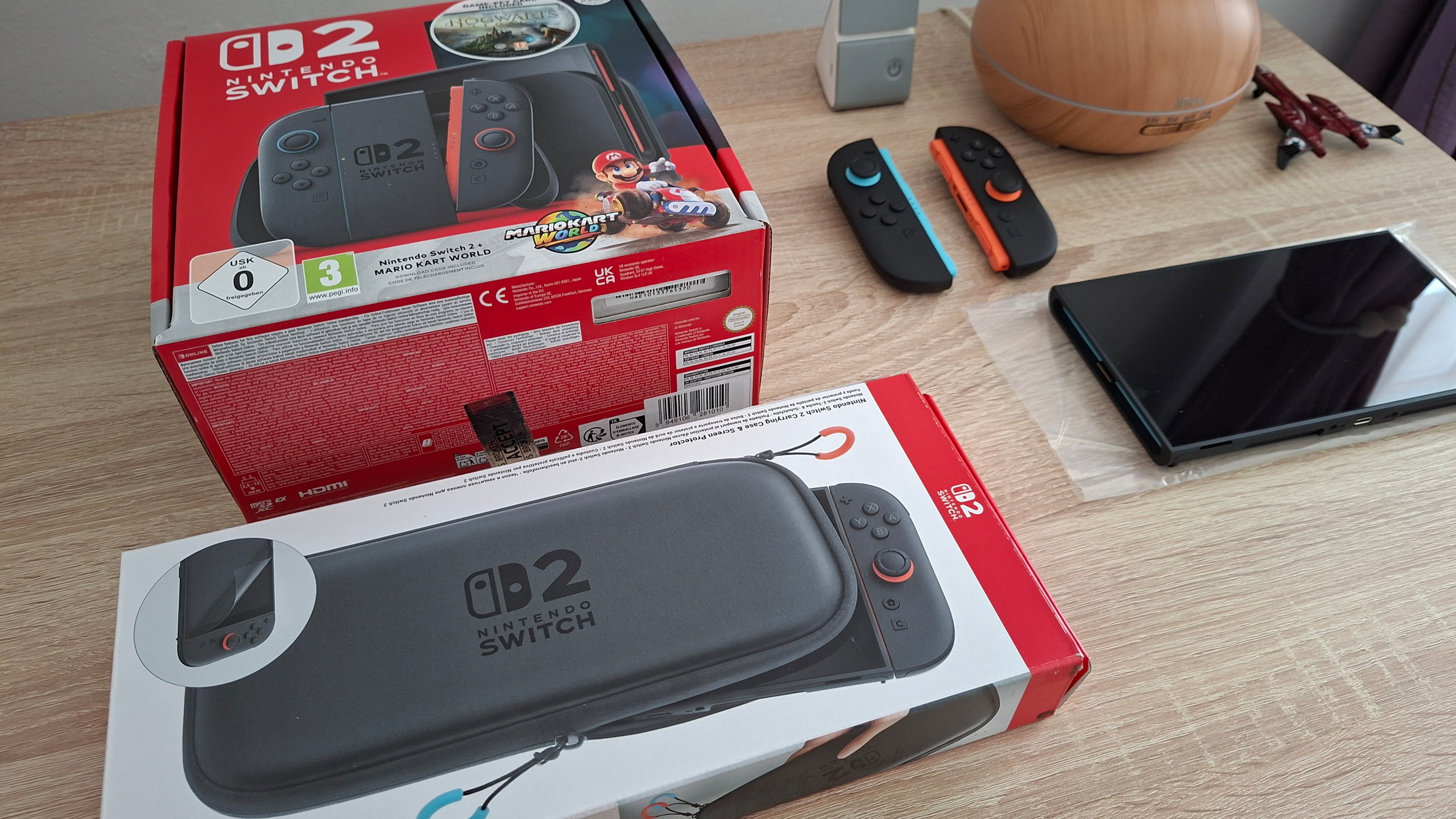 Consola Nintendo Switch 2, Light Blue/Light Red JoyCon