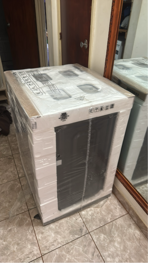 Masina de spalat rufe slim Samsung WW90DG5G34ABLE, 9 kg, 1400 rpm, Clasa A, AI Ecobubble, Super Speed 39, SpaceMax, Hygiene Steam, Smart Things, Digital Inverter Motor, Negru