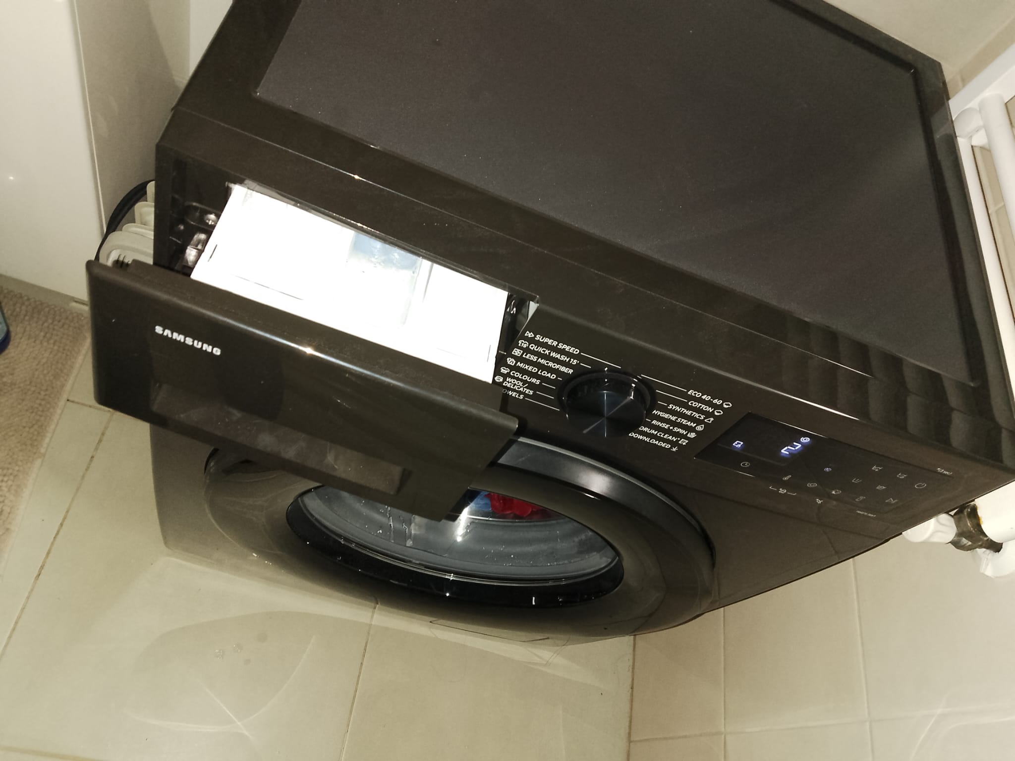 Masina de spalat rufe slim Samsung WW90DG5G34ABLE, 9 kg, 1400 rpm, Clasa A, AI Ecobubble, Super Speed 39, SpaceMax, Hygiene Steam, Smart Things, Digital Inverter Motor, Negru