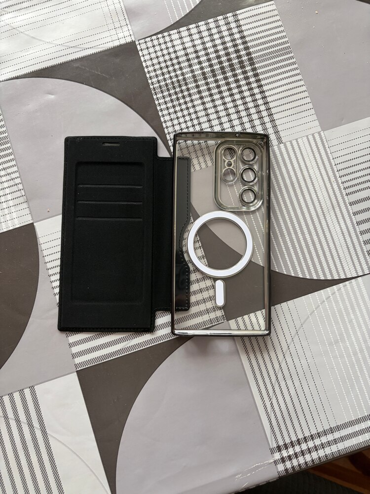 Husa Flip MagSafe pentru Samsung Galaxy S23 Ultra, Buzunar Card RFID, Tip Carte, Design Modern si Elegant, Gri