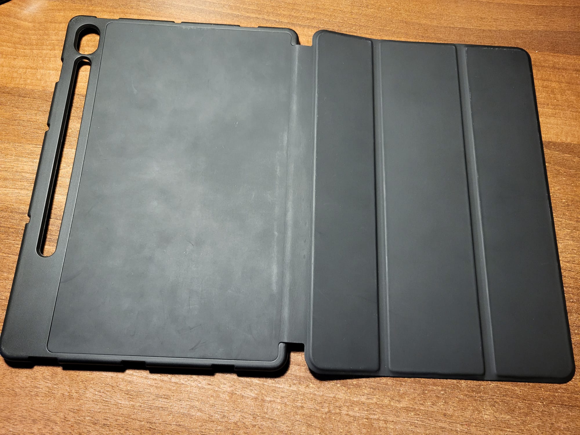 Husa pentru Samsung Galaxy Tab S9, S9 FE, S10 FE Soft Shell UltraSlim tip stand functie sleep/wake-up si slot pentru S-Pen verde inchis